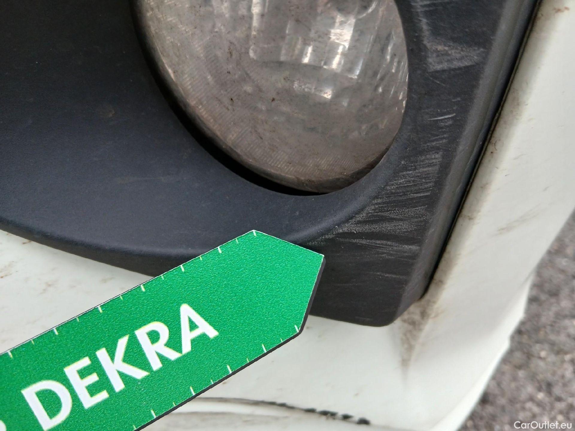  Mitsubishi  L200 MITSUBISHI  / 2019 / 4P / pickup doble cabina D/C 220 DI-D M-Pro #9