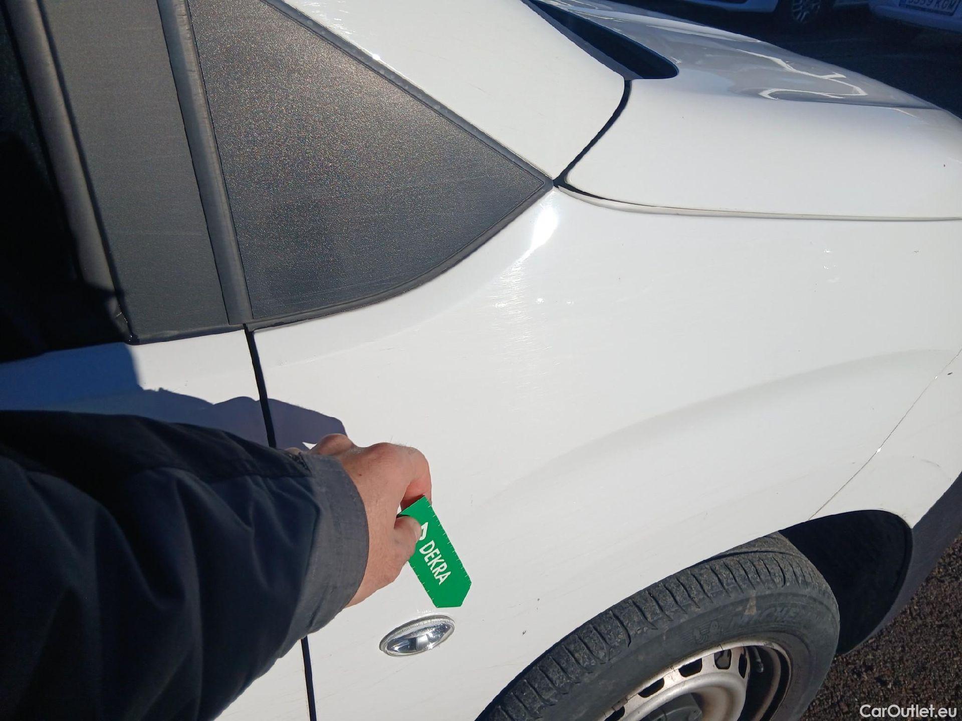  Citroen  Berlingo CITROEN  / 2018 / 3P / furgón derivado de turismo Talla M BlueHDi 100 CONTROL #40