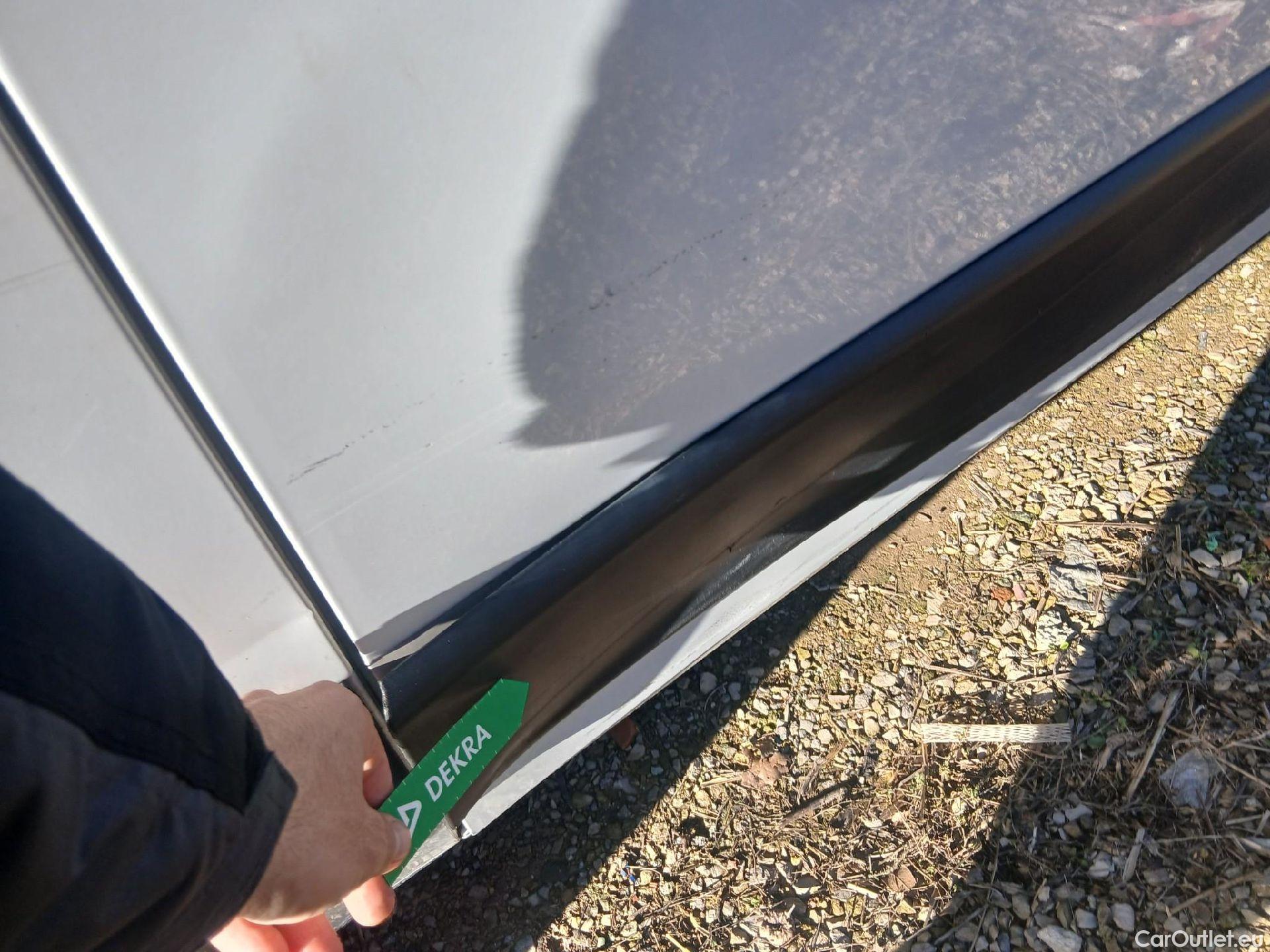  Fiat  Ducato FIAT  / 2014 / 4P / furgón 33 2.3 Multijet Furgón Medio Alto 96kW #31