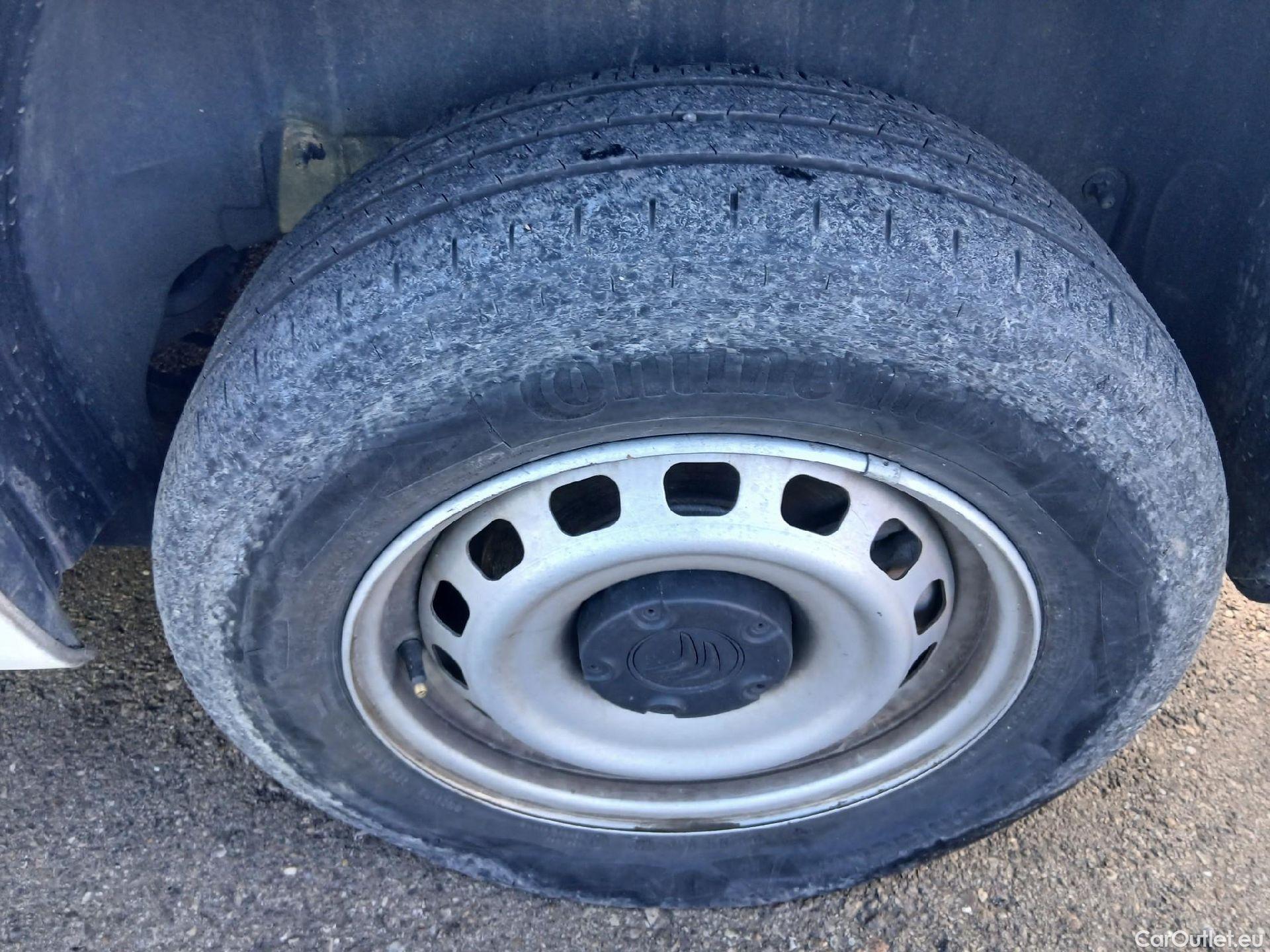  Citroen  Berlingo CITROEN  / 2018 / 3P / furgón derivado de turismo Talla M BlueHDi 100 CONTROL #17