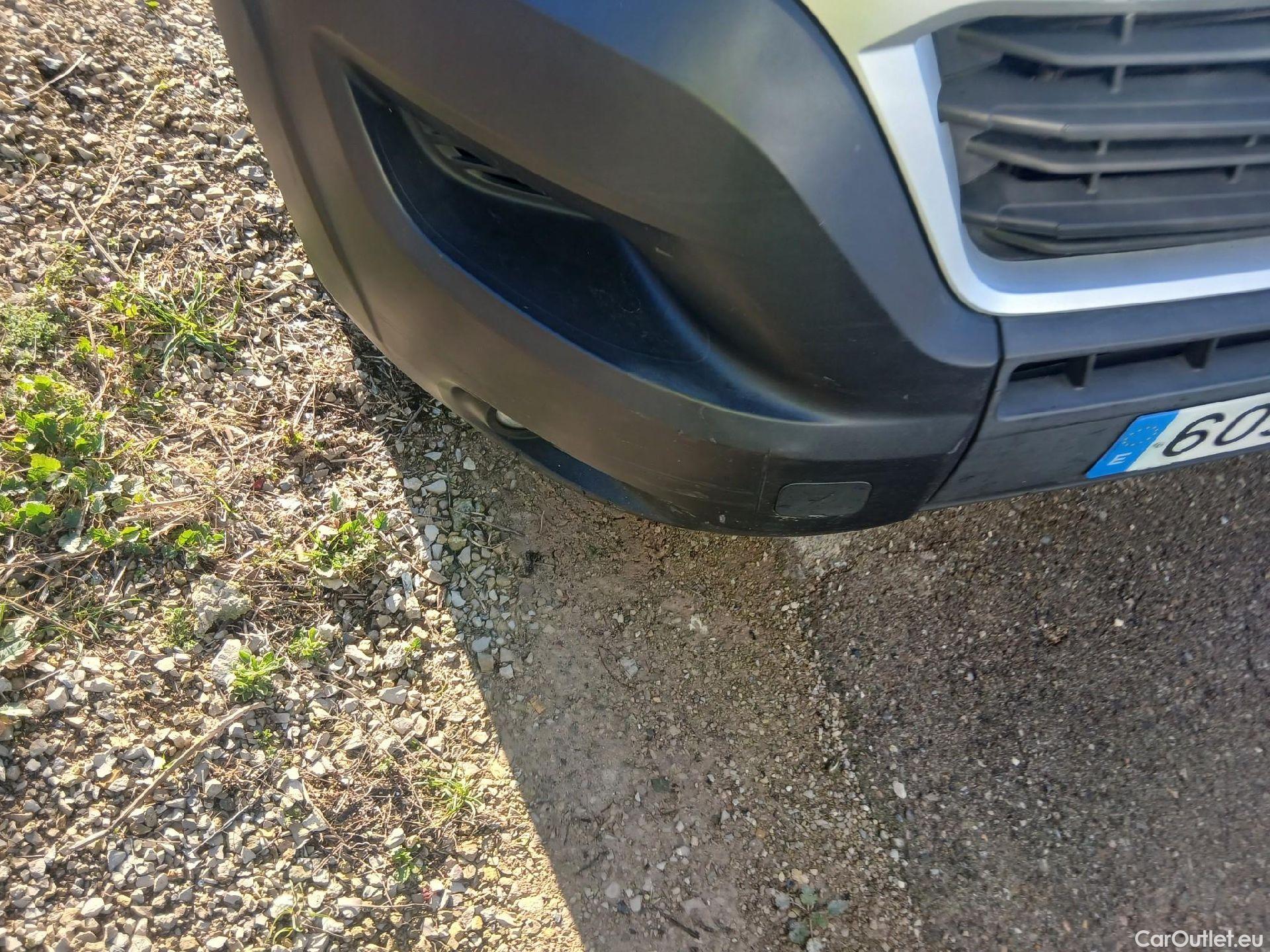  Fiat  Ducato FIAT  / 2014 / 4P / furgón 33 2.3 Multijet Furgón Medio Alto 96kW #3