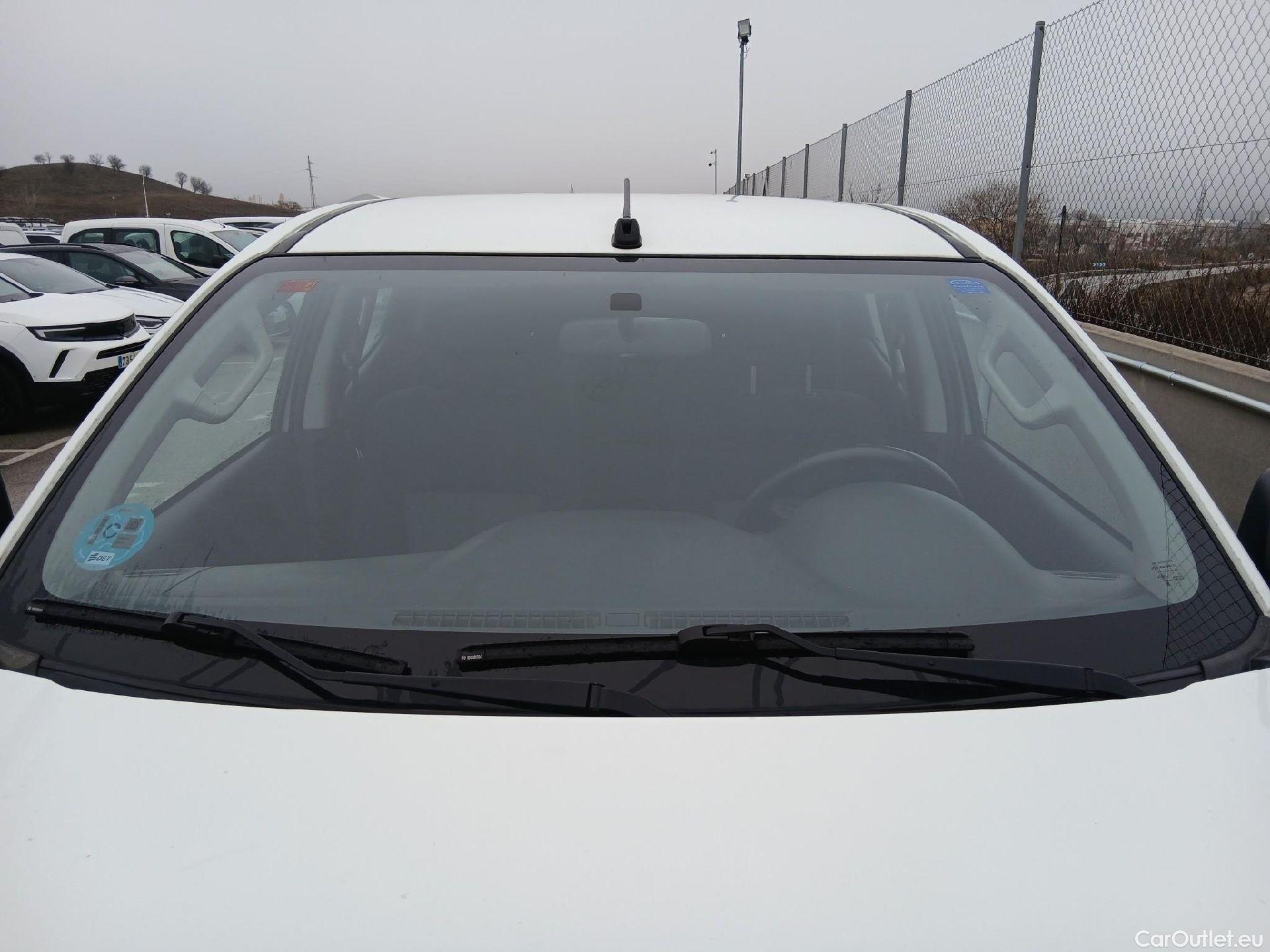  Mitsubishi  L200 MITSUBISHI  / 2019 / 4P / pickup doble cabina D/C 220 DI-D M-Pro #1