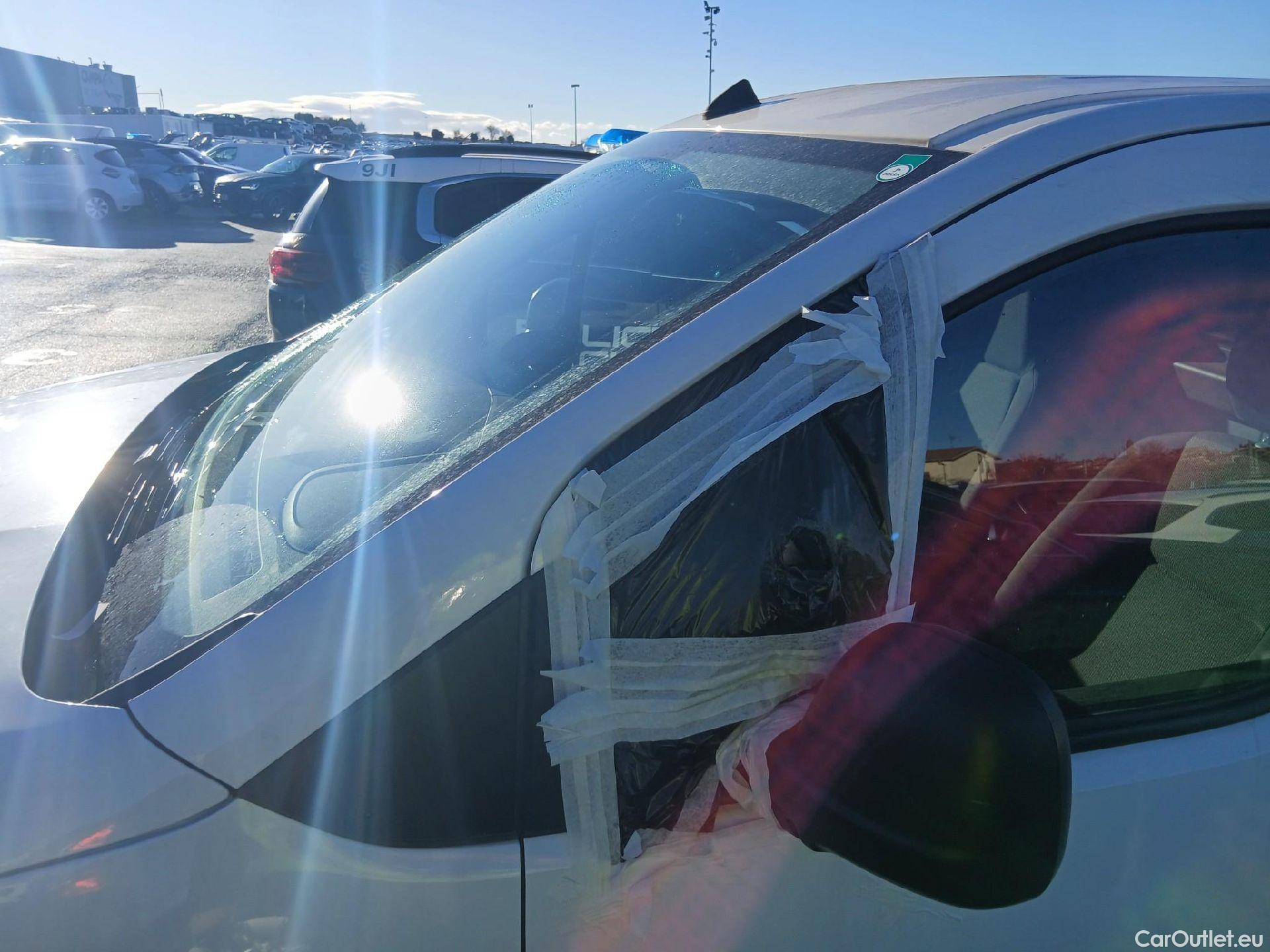  Citroen  Berlingo CITROEN  / 2018 / 3P / furgón derivado de turismo Talla M BlueHDi 100 CONTROL #11