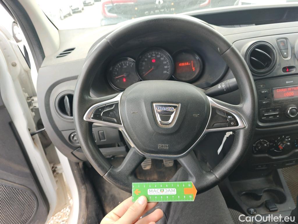  Dacia  Dokker DACIA  / 2013 / 4P / furgón derivado de turismo Essential 1.6 75kW (100CV) GLP #77