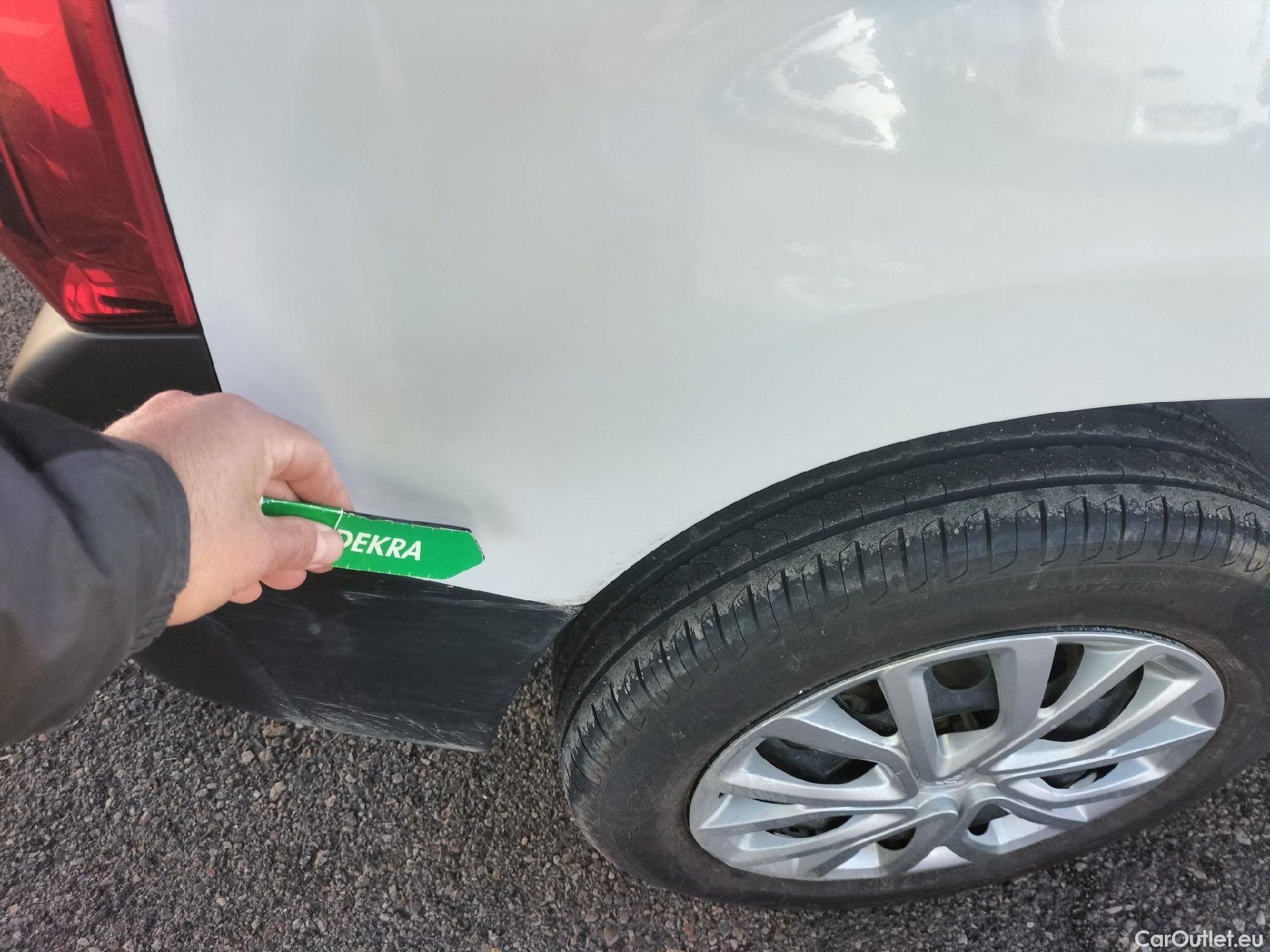  Land Rover  Discovery FIAT Doblò / 2022 / 5P / combi Combi (N1) BlueHDi 1.5 L 100CV (AC) #36