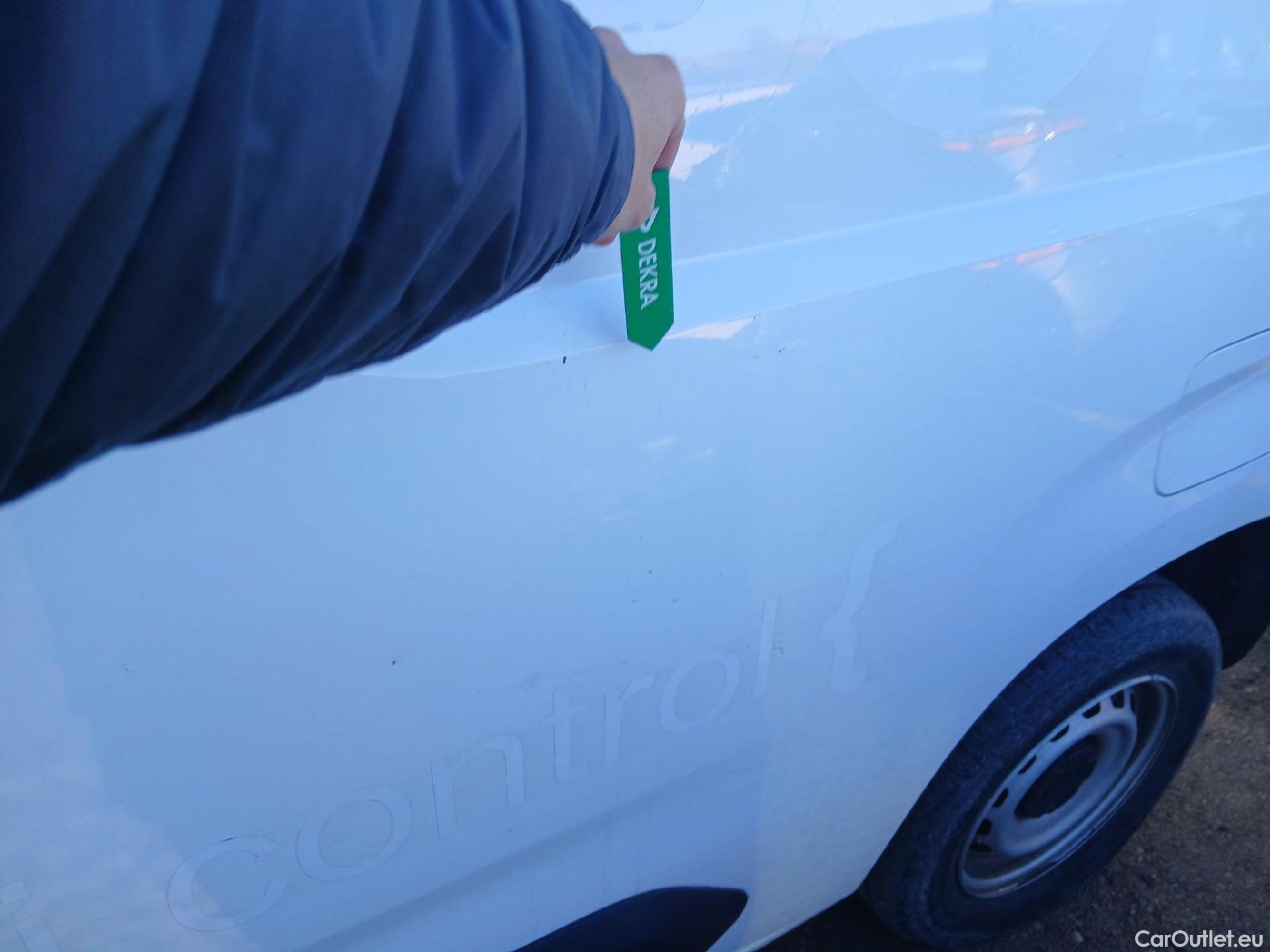  Citroen  Berlingo CITROEN  / 2018 / 3P / furgón derivado de turismo Talla M BlueHDi 100 CONTROL #16