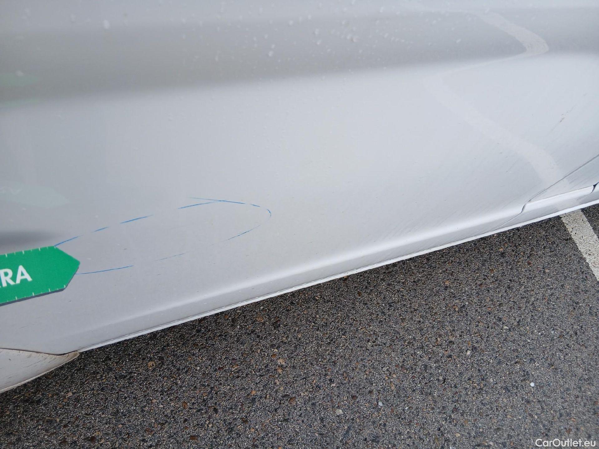  Nissan  NV200 NISSAN e- EVALIA / 2011 / 5P / monovolumen compacto 7 40 kWh Navegador #8