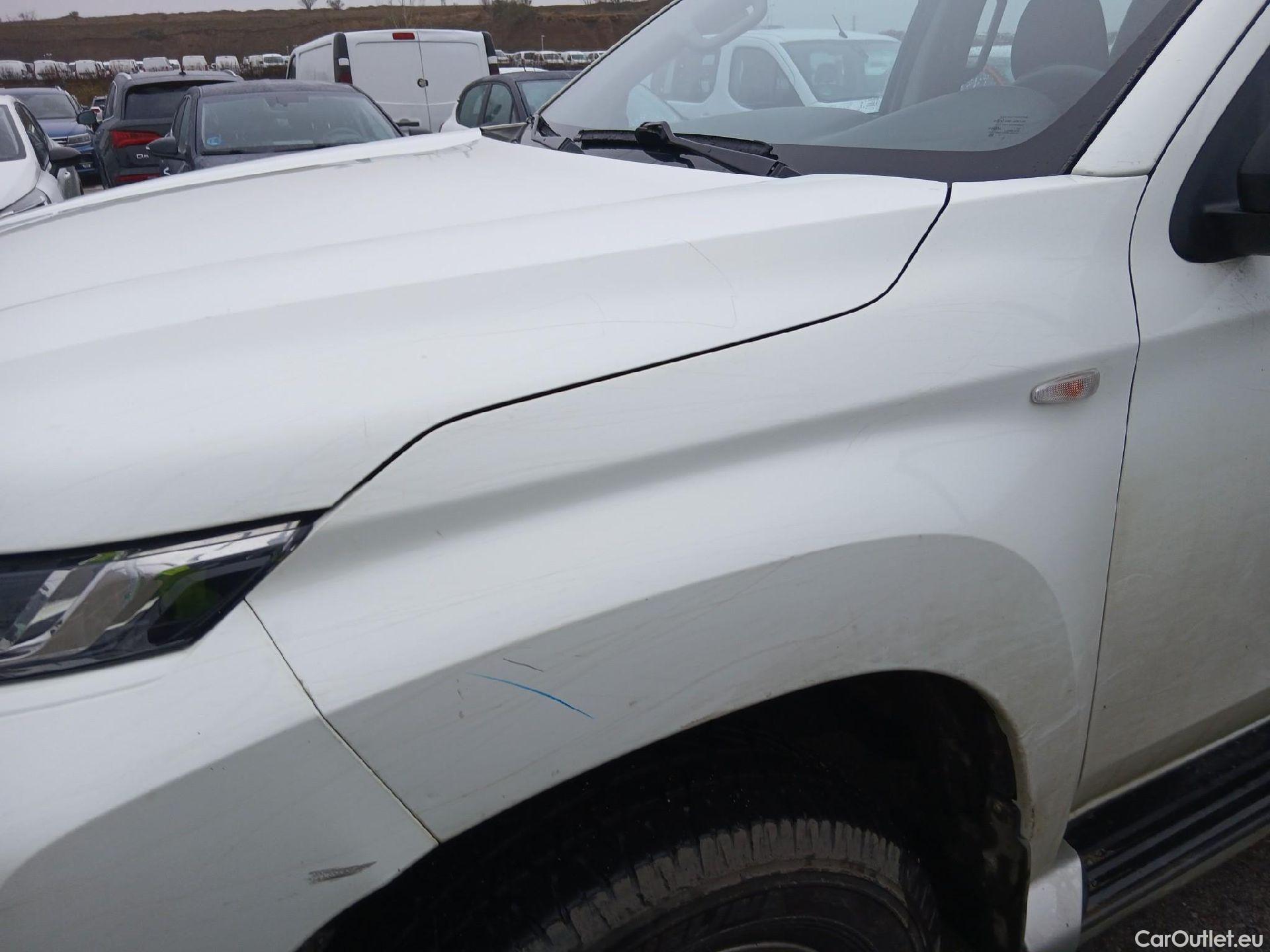  Mitsubishi  L200 MITSUBISHI  / 2019 / 4P / pickup doble cabina D/C 220 DI-D M-Pro #11