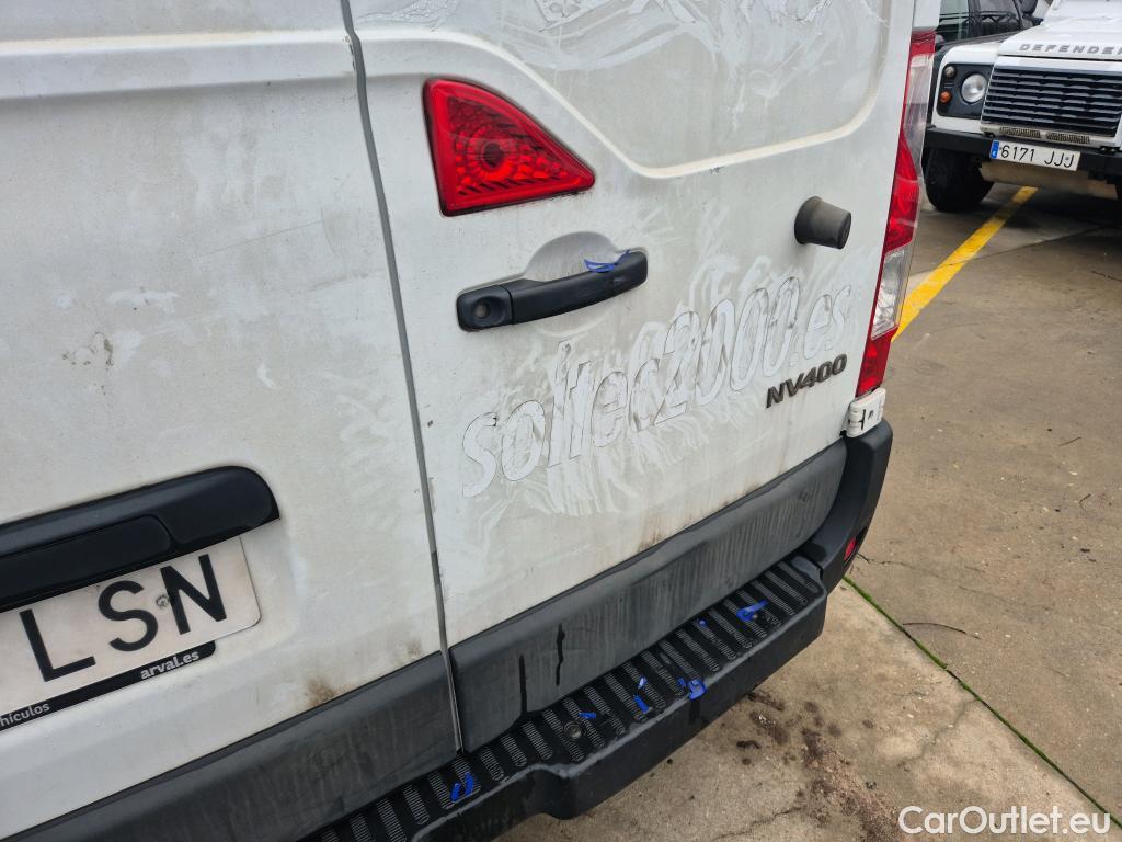  Nissan  NV400 NISSAN  / 2011 / 4P / furgón L2H2 3,5T 2.3dCi 99kW FWD Comfort #19