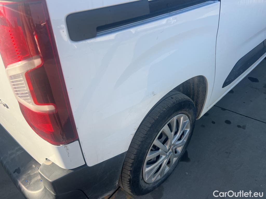  Citroen  Berlingo CITROEN  / 2018 / 4P / monovolumen compacto Talla M BlueHDi 100 S&S LIVE PACK #9