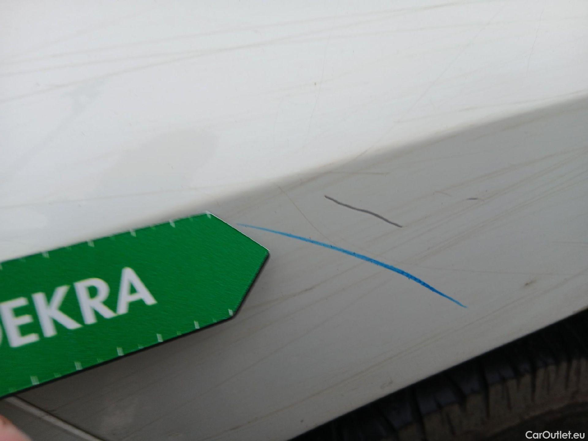  Mitsubishi  L200 MITSUBISHI  / 2019 / 4P / pickup doble cabina D/C 220 DI-D M-Pro #12