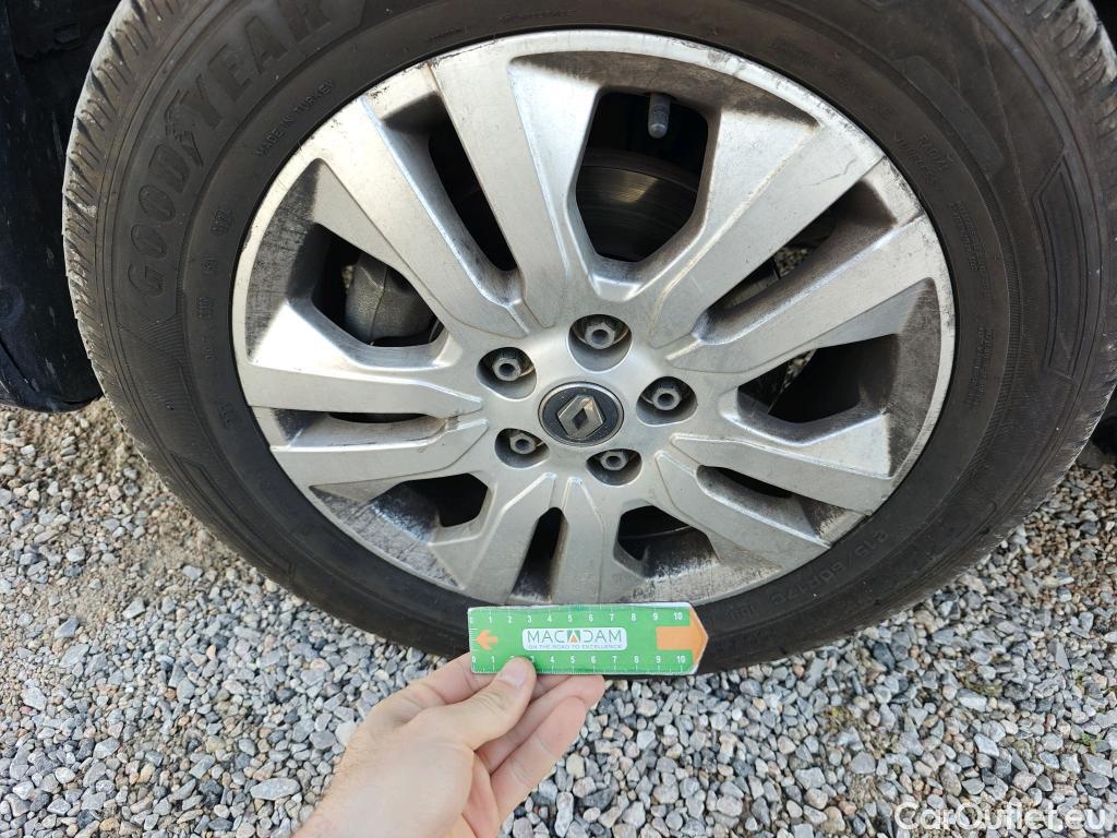  Renault  Trafic RENAULT  / 2021 / 5P / monovolumen Combi Passenger Largo Ener Blue dCi 81kW #65