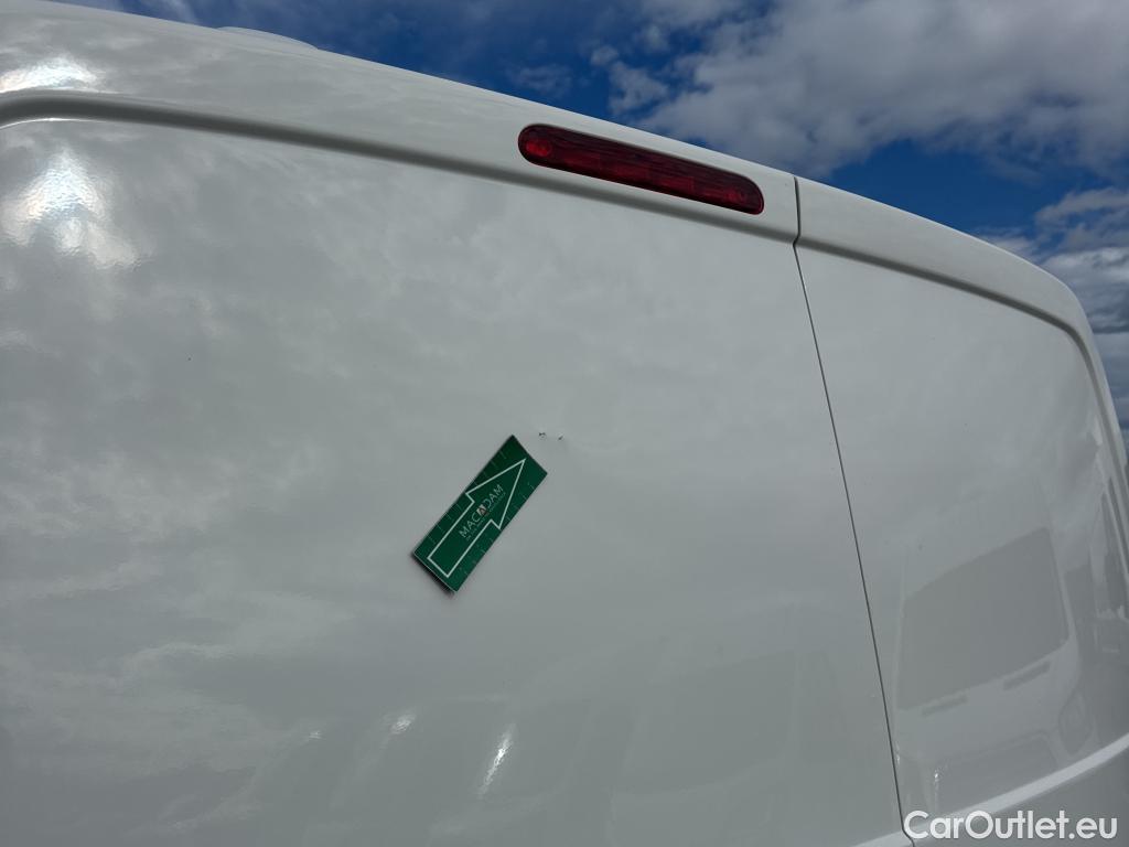  Opel  Vivaro OPEL  / 2019 / 4P / furgón 1.5 Diésel 74kW(100CV)M Std Exp #9