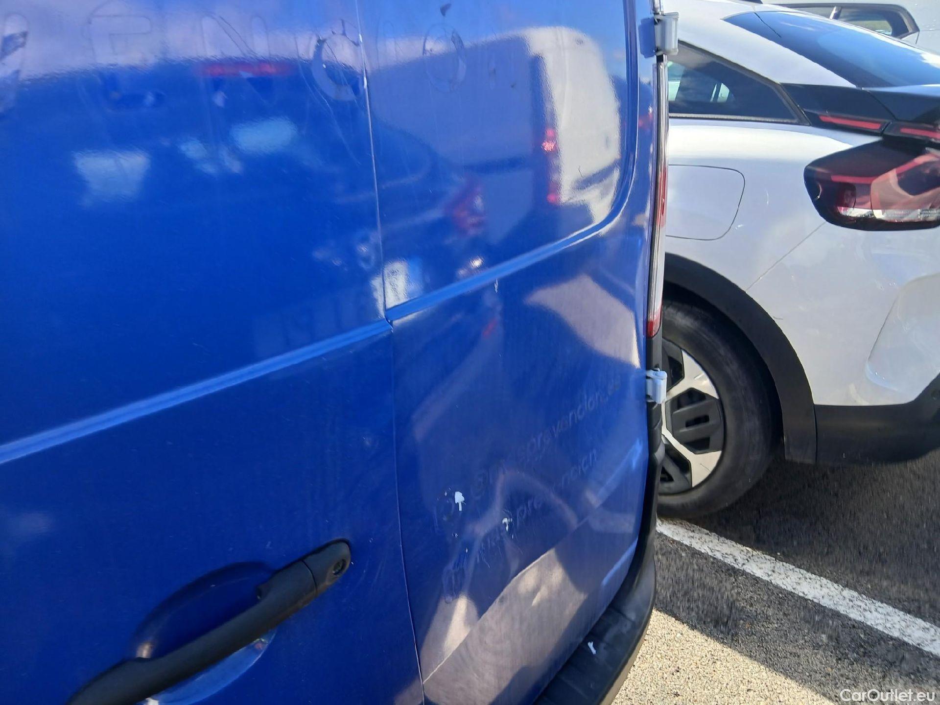  Renault  Kangoo RENAULT  Furgón/2013/3P/furgón derivado de turismo Profesional Blue dCi 70kW (95CV) (CX) #17