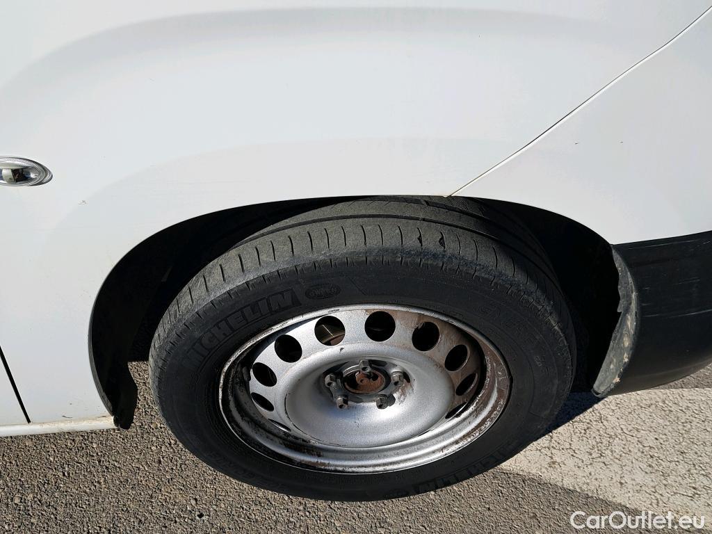  Opel  Combo OPEL  / 2018 / 3P / furgón derivado de turismo 1.5 TD S/S 75kW(100CV) Express L H1 1000 #25