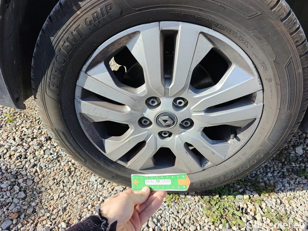  Renault  Trafic RENAULT  / 2021 / 5P / monovolumen Combi Passenger Largo Ener Blue dCi 81kW #31