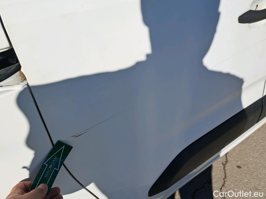  Opel  Combo OPEL  / 2018 / 3P / furgón derivado de turismo 1.5 TD S/S 75kW(100CV) Express L H1 1000 #21