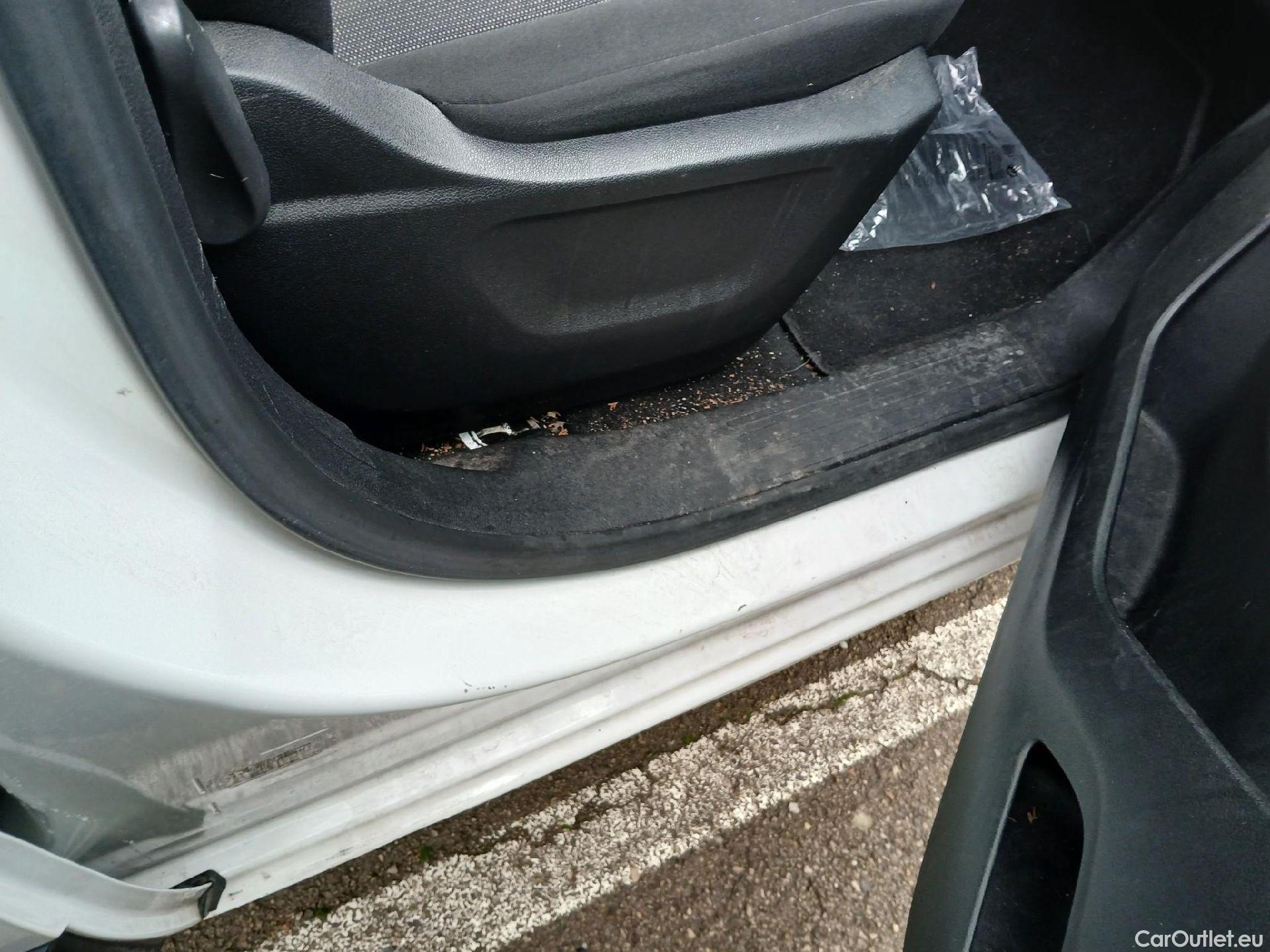  Toyota  Proace TOYOTA  CITY COMBI 1.5D 75kW (100CV) GX L1 #49