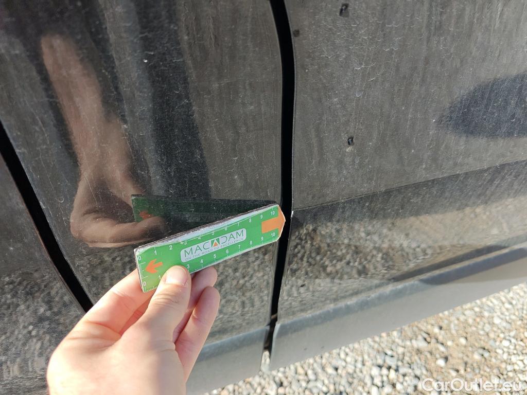  Renault  Trafic RENAULT  / 2021 / 5P / monovolumen Combi Passenger Largo Ener Blue dCi 81kW #70