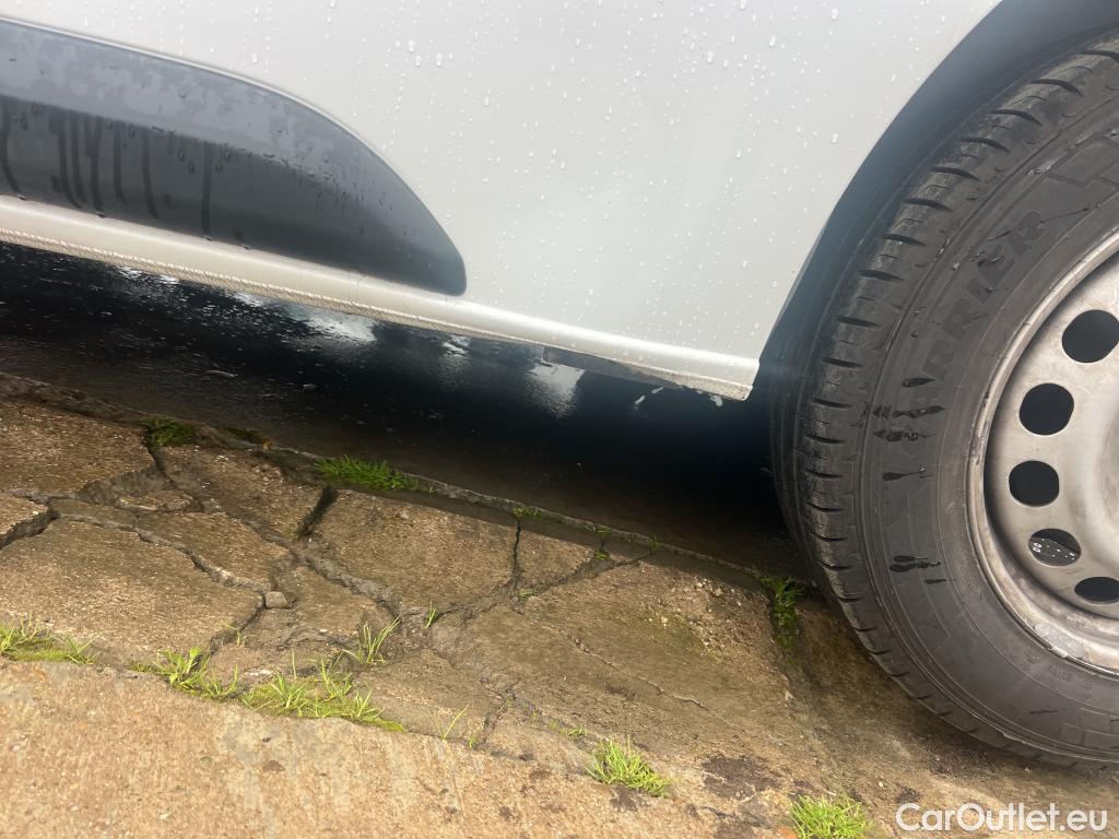  Peugeot  Expert PEUGEOT  / 2016 / 4P / furgón Furgón Premium 1.5 BlueHDi 100 Standard (AC) #1