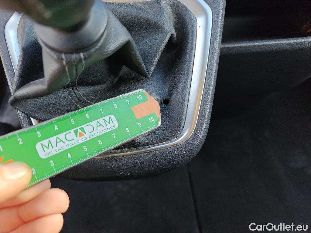  Renault  Trafic RENAULT  / 2021 / 5P / monovolumen Combi Passenger Largo Ener Blue dCi 81kW #43