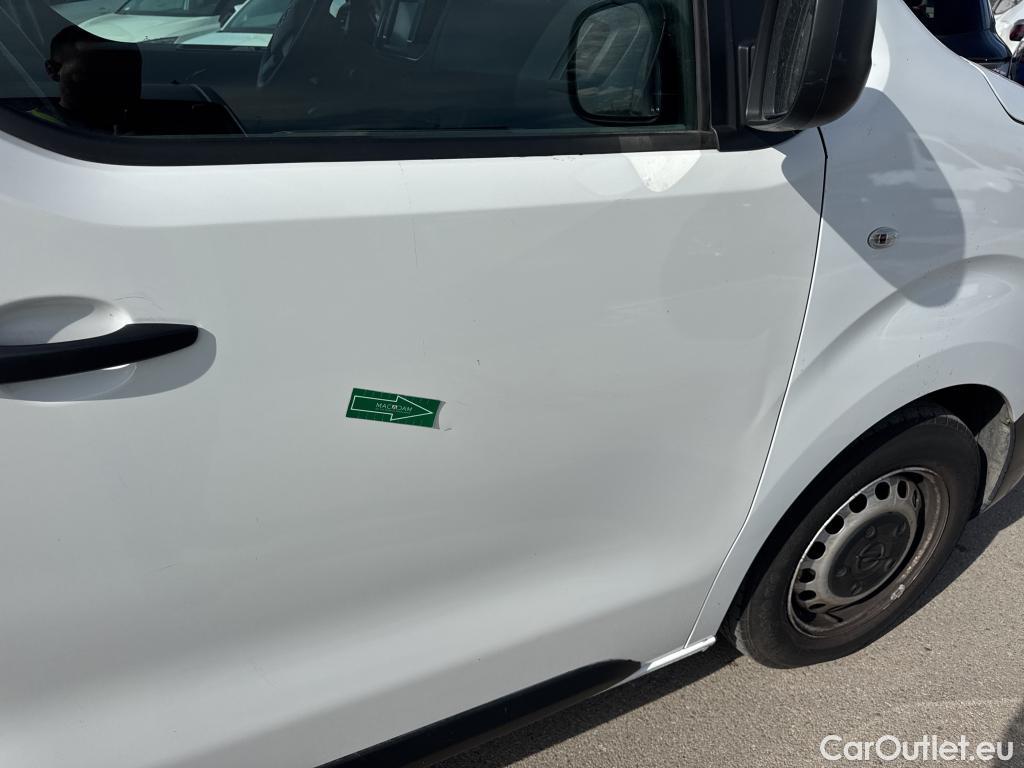  Opel  Vivaro OPEL  / 2019 / 4P / furgón 2.0 Diésel 88kW (120CV) L Inc. Select #16