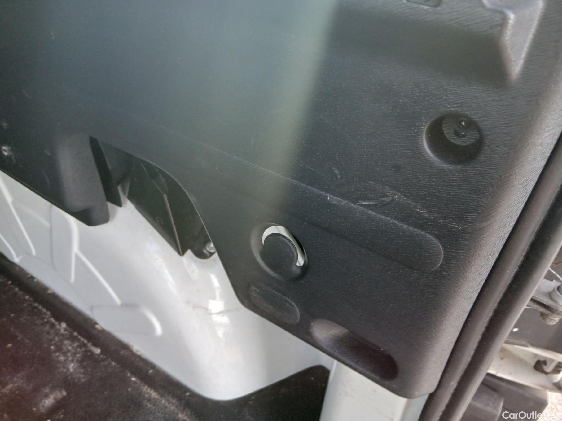  Renault  Kangoo RENAULT  Combi / 2013 / 4P / combi Profesional M1-AF En. dCi 66kW (90CV) E6 #45