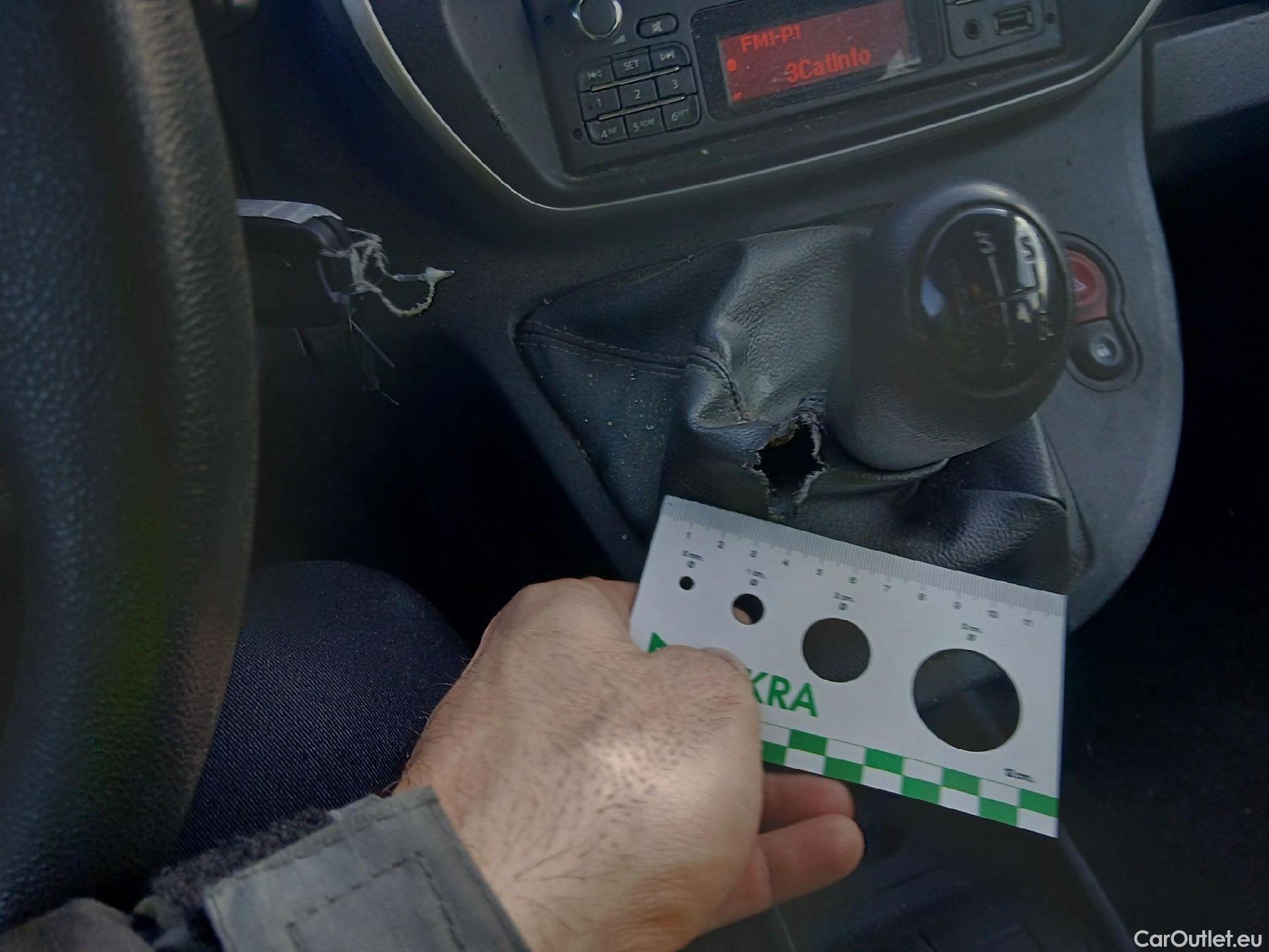  Renault  Kangoo RENAULT  Combi / 2013 / 4P / combi Profesional M1-AF En. dCi 66kW (90CV) E6 #46