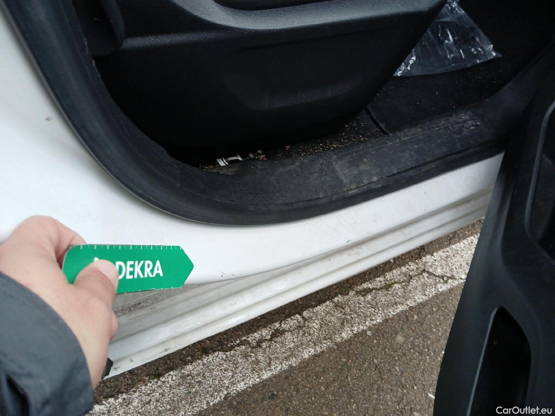  Toyota  Proace TOYOTA  CITY COMBI 1.5D 75kW (100CV) GX L1 #48