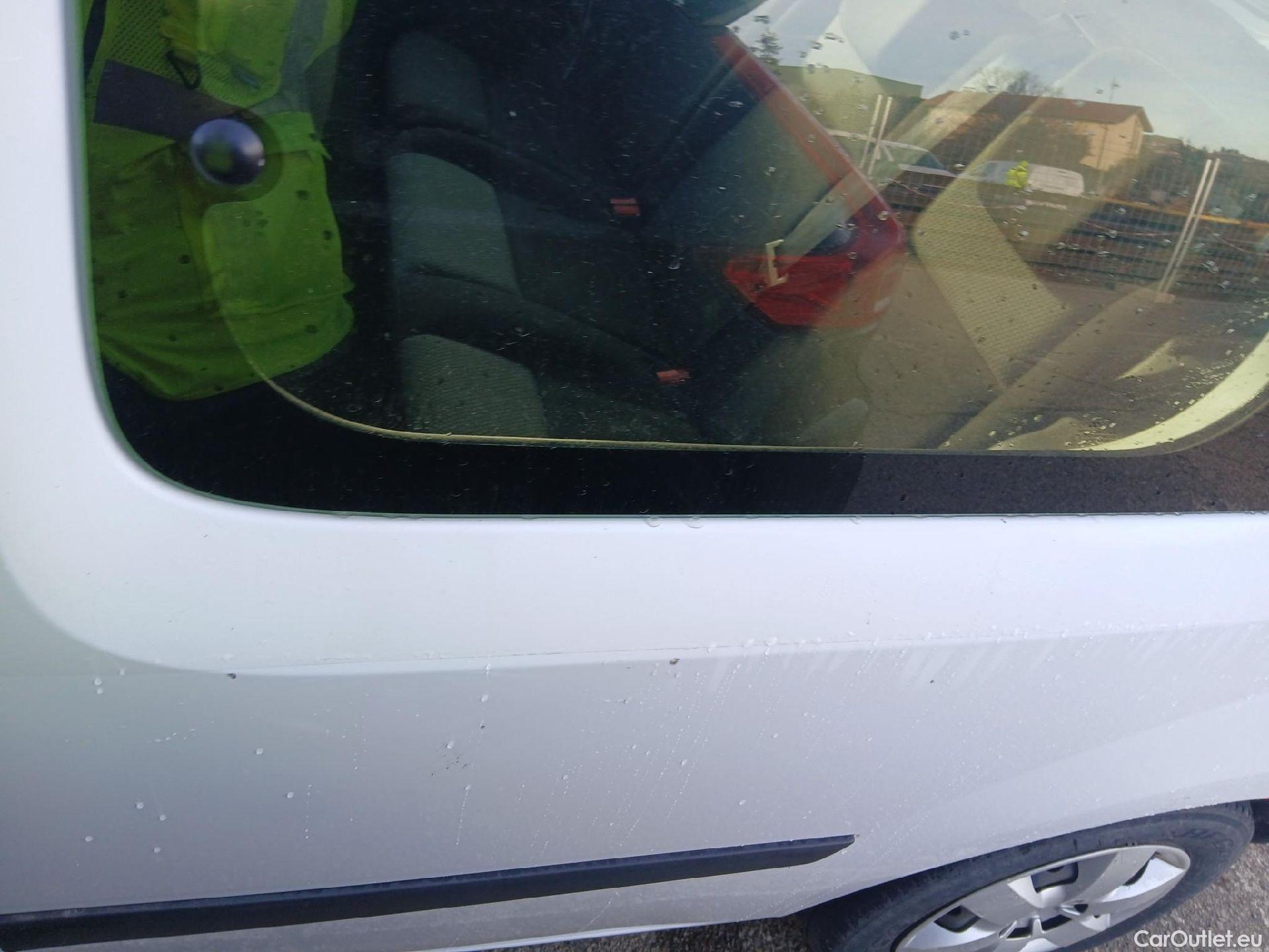  Renault  Kangoo RENAULT  Combi / 2013 / 4P / combi Profesional M1-AF En. dCi 66kW (90CV) E6 #12