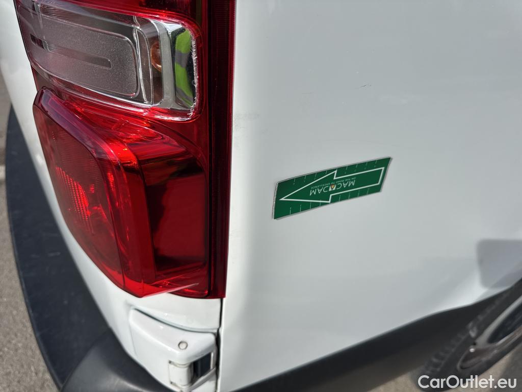  Opel  Vivaro OPEL  / 2019 / 4P / furgón 2.0 Diésel 88kW (120CV) L Inc. Select #4