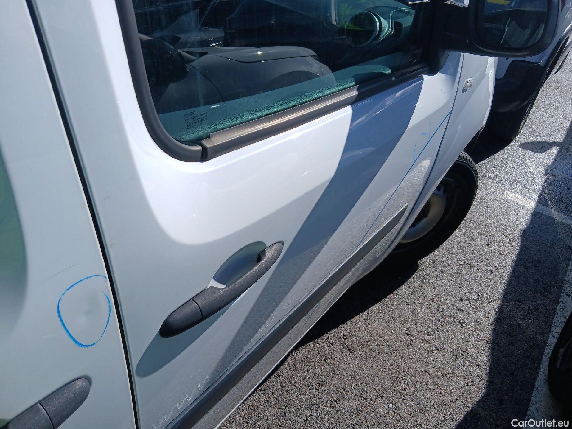  Renault  Kangoo RENAULT  Furgón/2013/3P/furgón derivado de turismo Profesional Blue dCi 70kW (95CV) (CX) #23