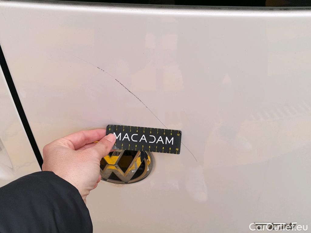  Volkswagen  Caddy VOLKSWAGEN  / 2015 / 4P / combi Business 2.0 TDI 55kW (75CV) BMT  #6