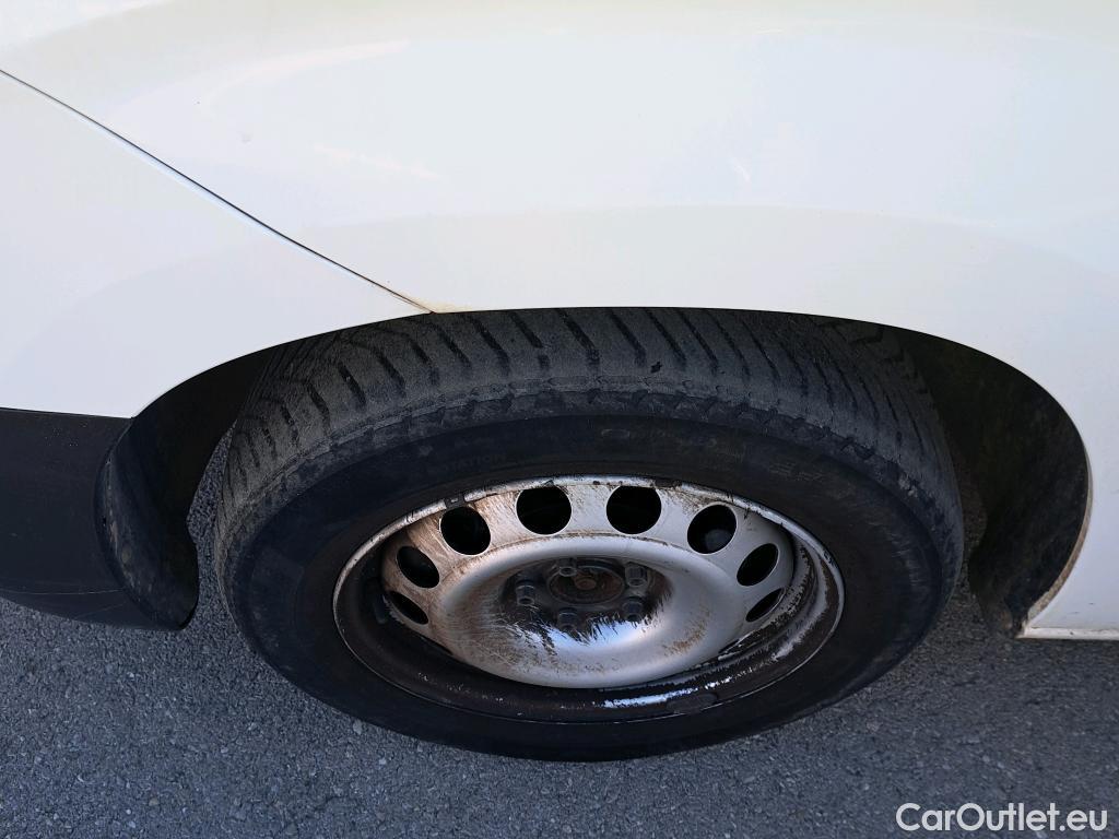  Opel  Combo OPEL  / 2018 / 3P / furgón derivado de turismo 1.5 TD S/S 75kW(100CV) Express L H1 1000 #34