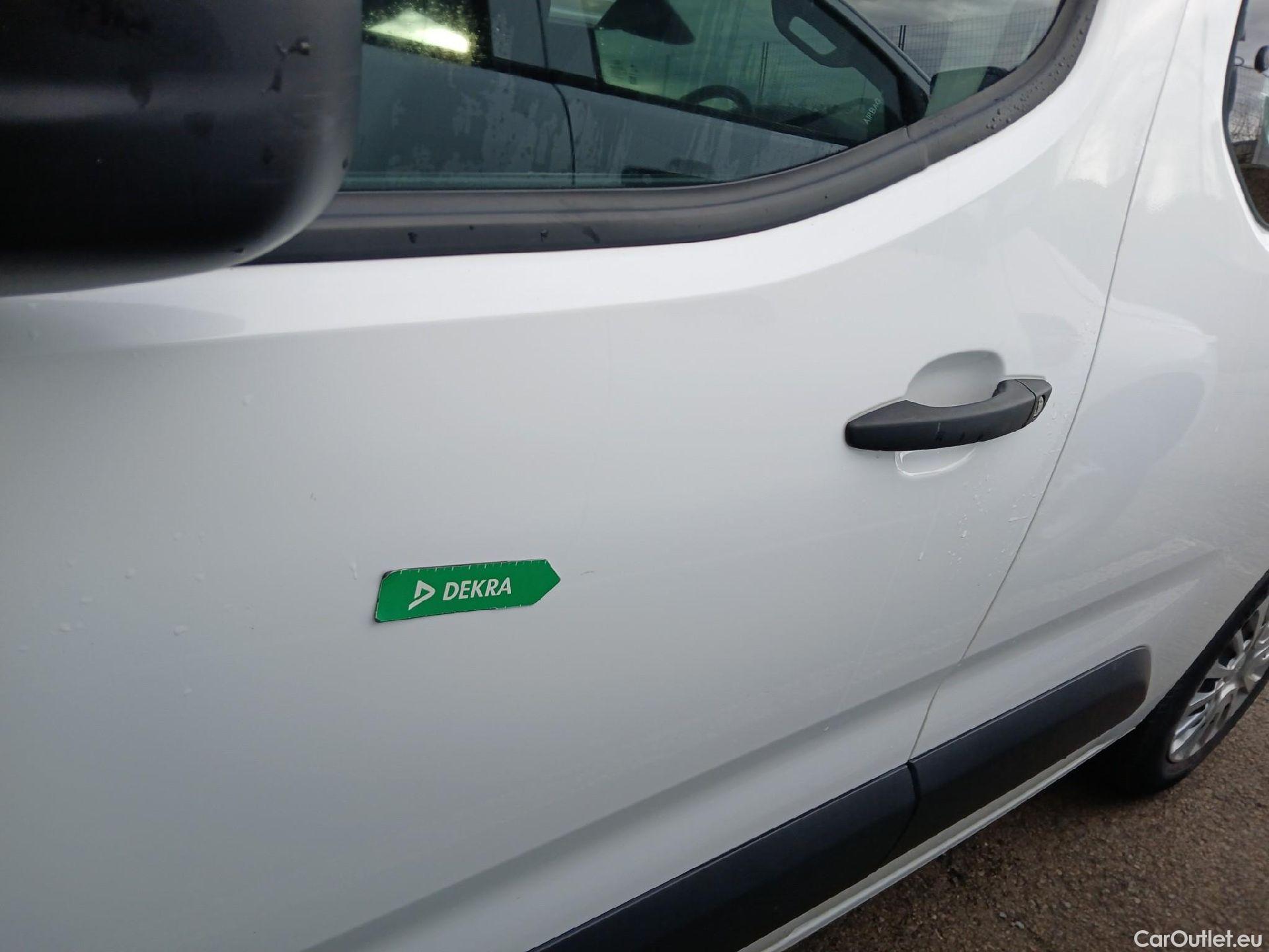  Toyota  Proace TOYOTA  CITY COMBI 1.5D 75kW (100CV) GX L1 #24