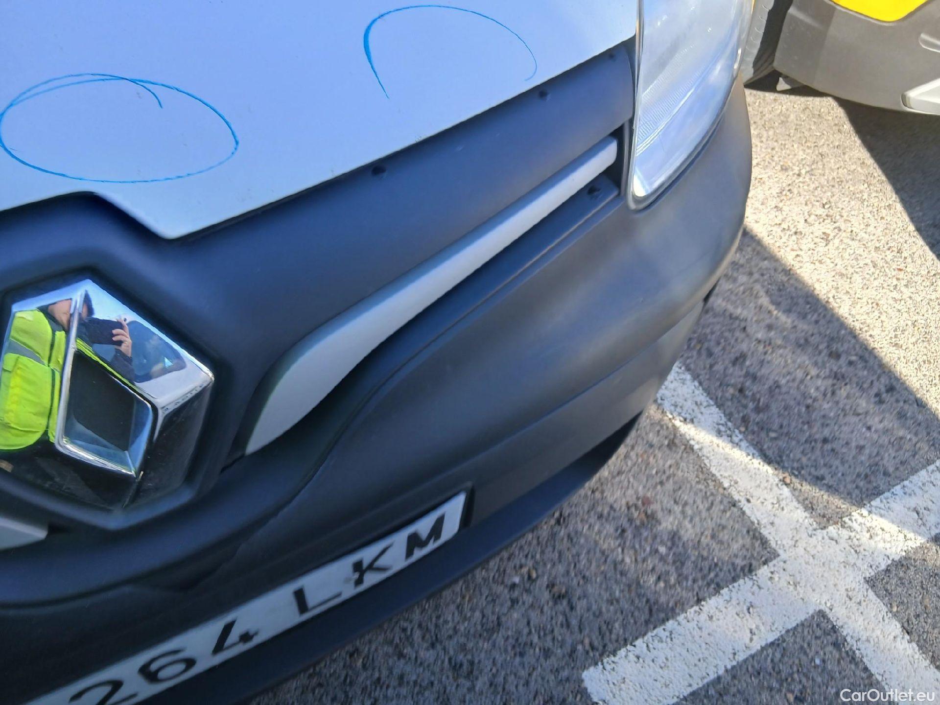  Renault  Kangoo RENAULT  Furgón/2013/3P/furgón derivado de turismo Profesional Blue dCi 70kW (95CV) (CX) #6