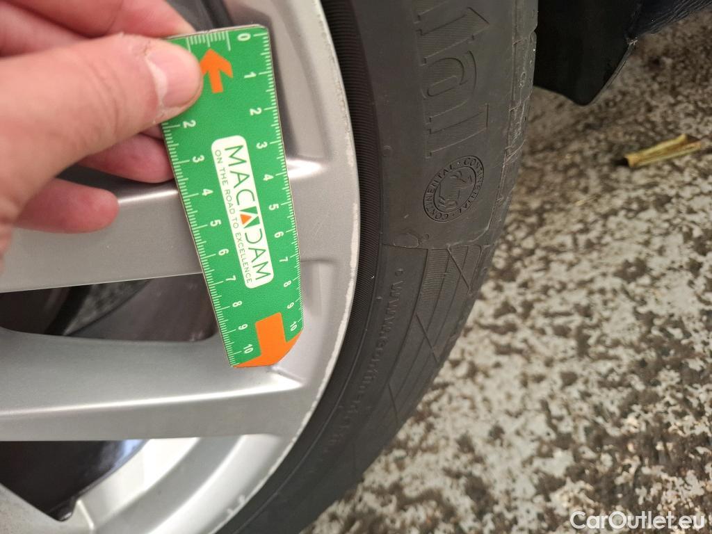  Audi  A3 AUDI  Sportback / 2016 / 5P / Berline 30 TFSI S TRONIC BUSINESS LINE #41