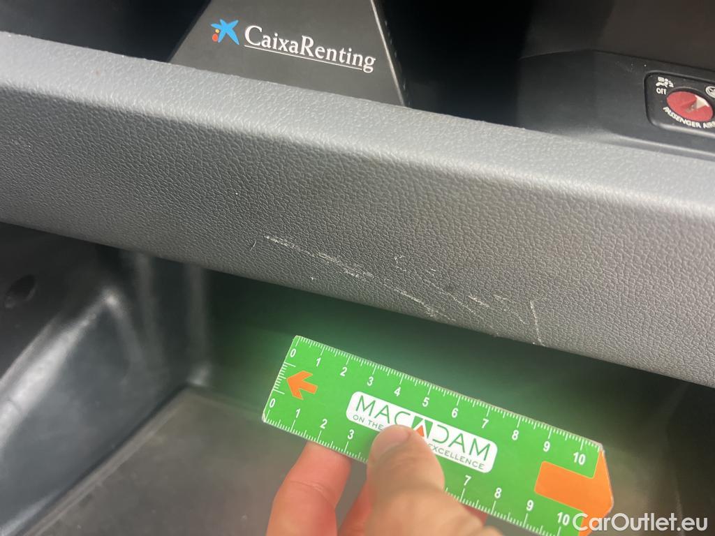  Peugeot  Expert PEUGEOT  / 2016 / 4P / furgón Furgón Premium 1.5 BlueHDi 100 Standard (AC) #20