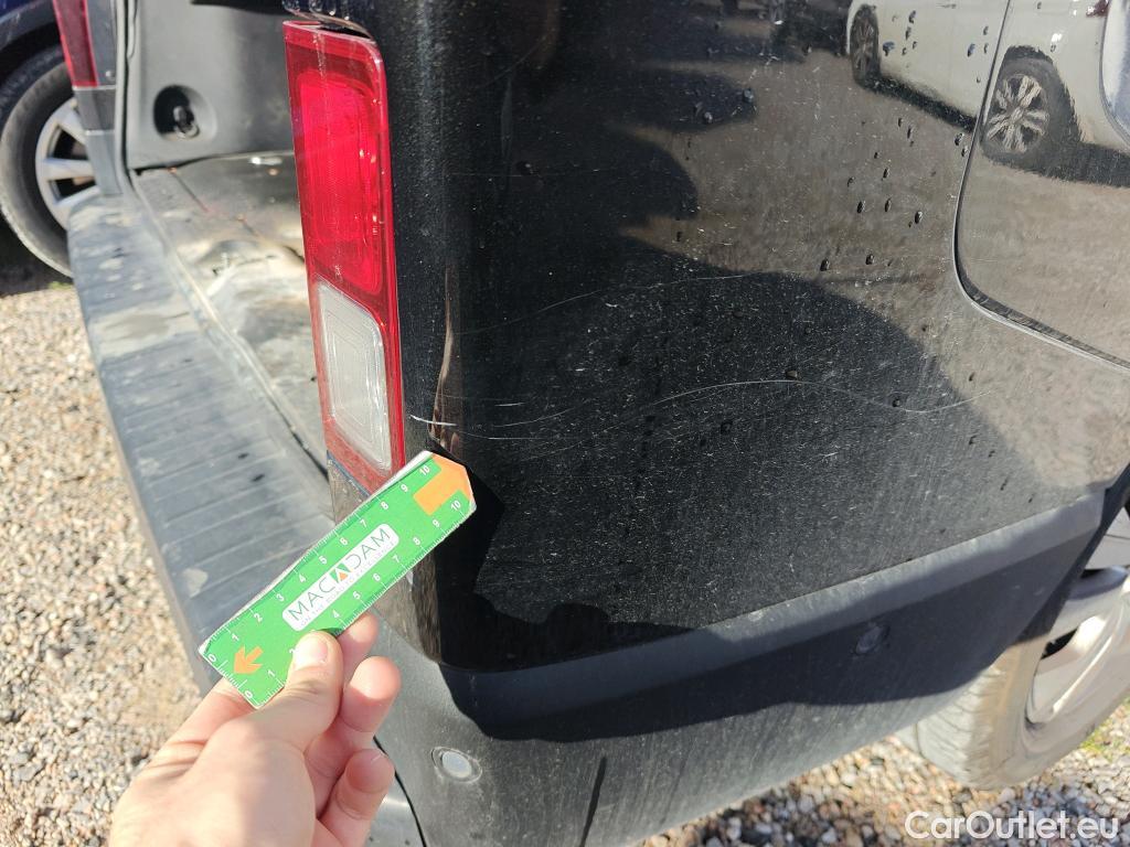  Renault  Trafic RENAULT  / 2021 / 5P / monovolumen Combi Passenger Largo Ener Blue dCi 81kW #53