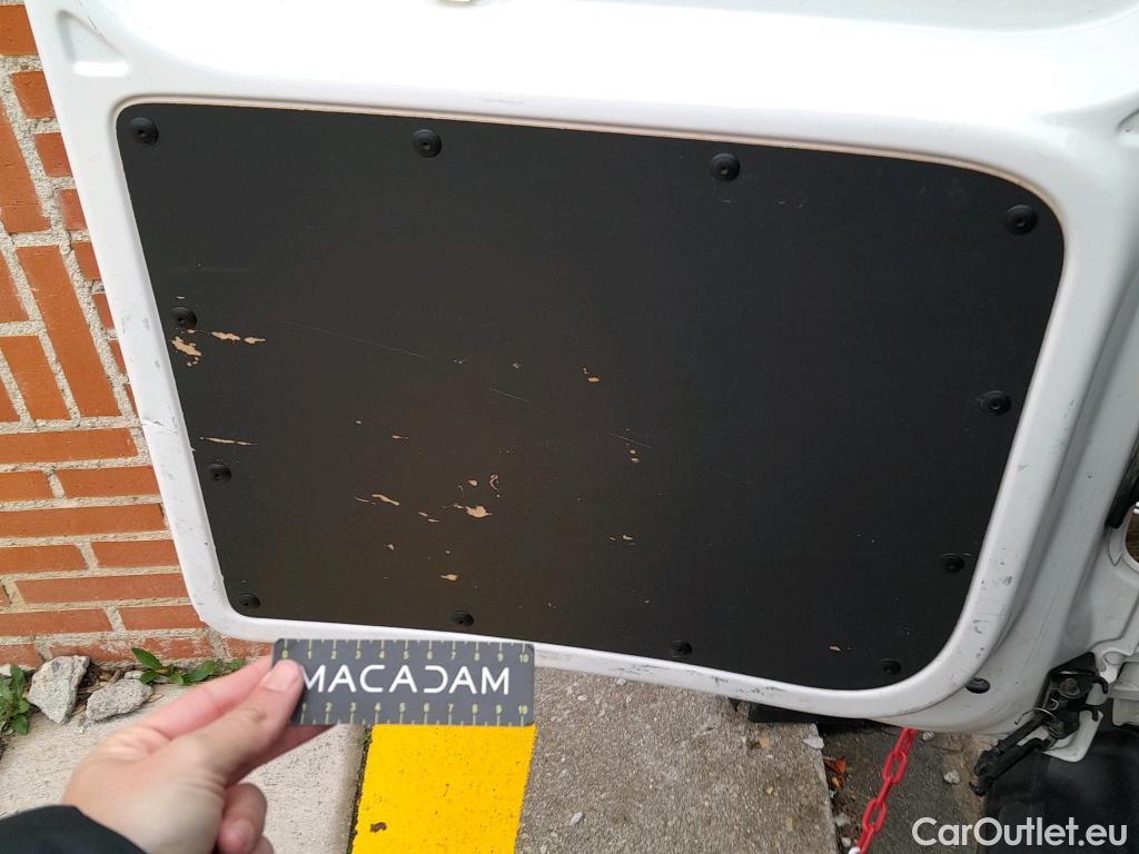  Volkswagen  Caddy VOLKSWAGEN  / 2015 / 4P / combi Business 2.0 TDI 55kW (75CV) BMT  #27