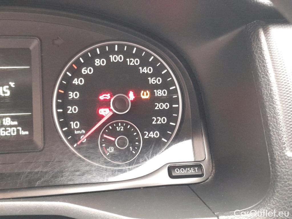  Volkswagen  Caddy VOLKSWAGEN  / 2015 / 4P / combi Business 2.0 TDI 55kW (75CV) BMT  #36