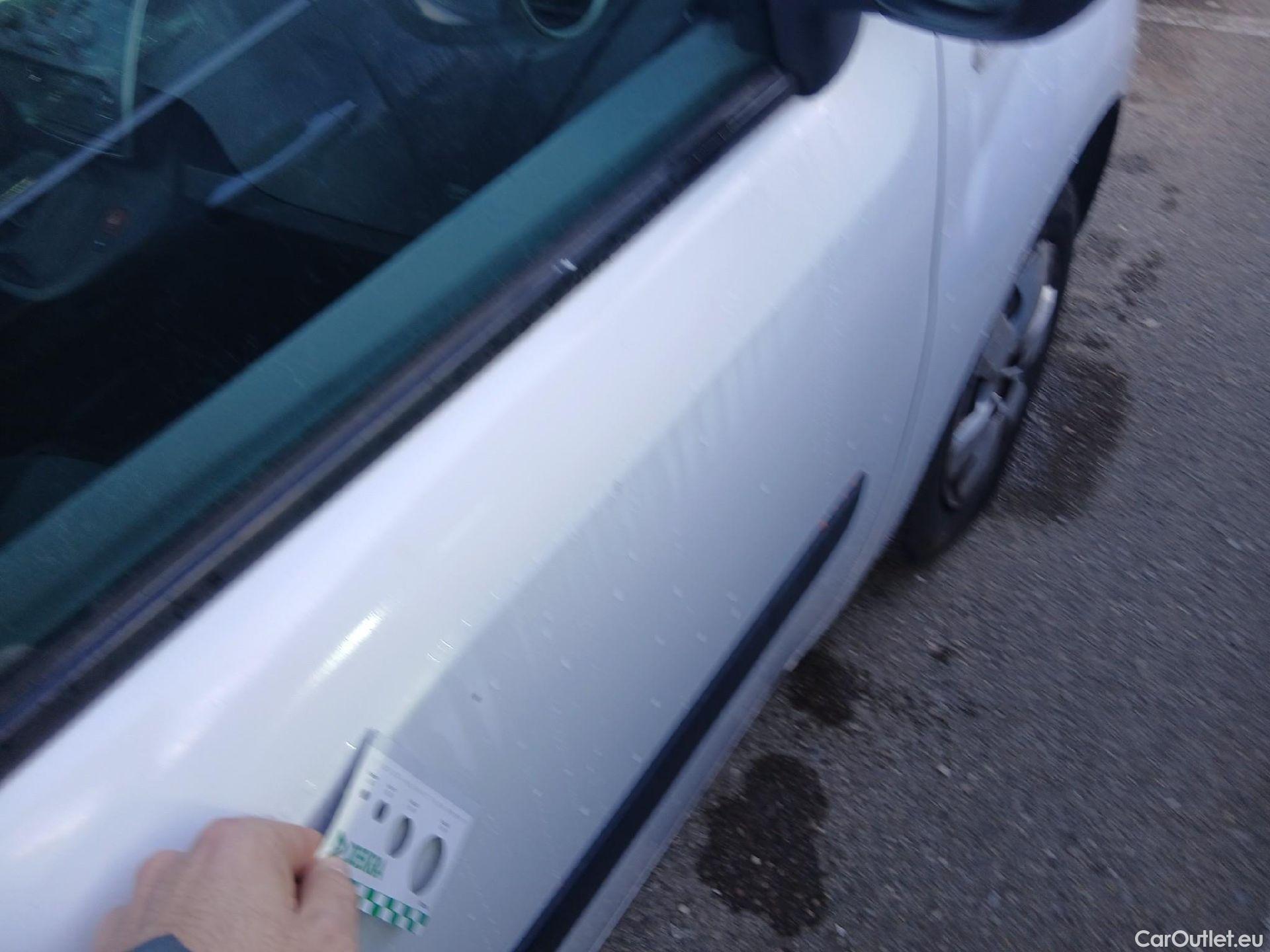  Renault  Kangoo RENAULT  Combi / 2013 / 4P / combi Profesional M1-AF En. dCi 66kW (90CV) E6 #31