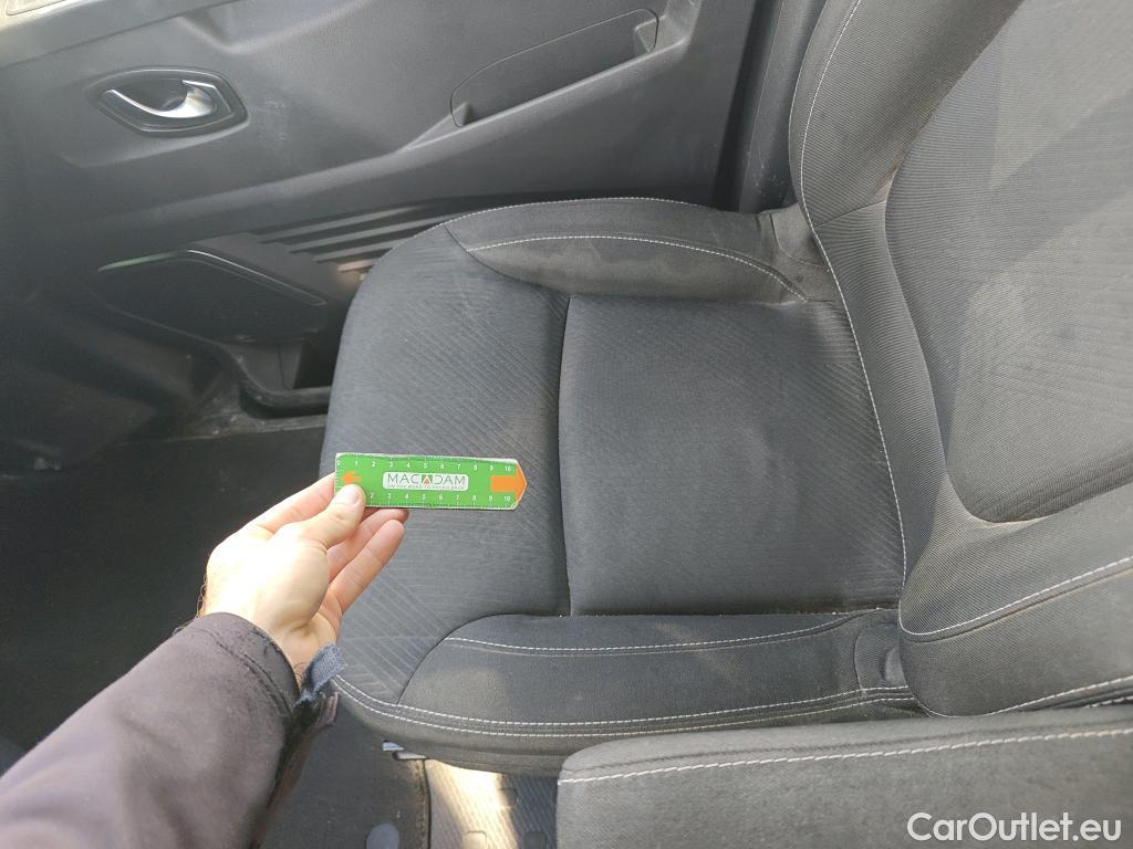  Renault  Trafic RENAULT  / 2021 / 5P / monovolumen Combi Passenger Largo Ener Blue dCi 81kW #29