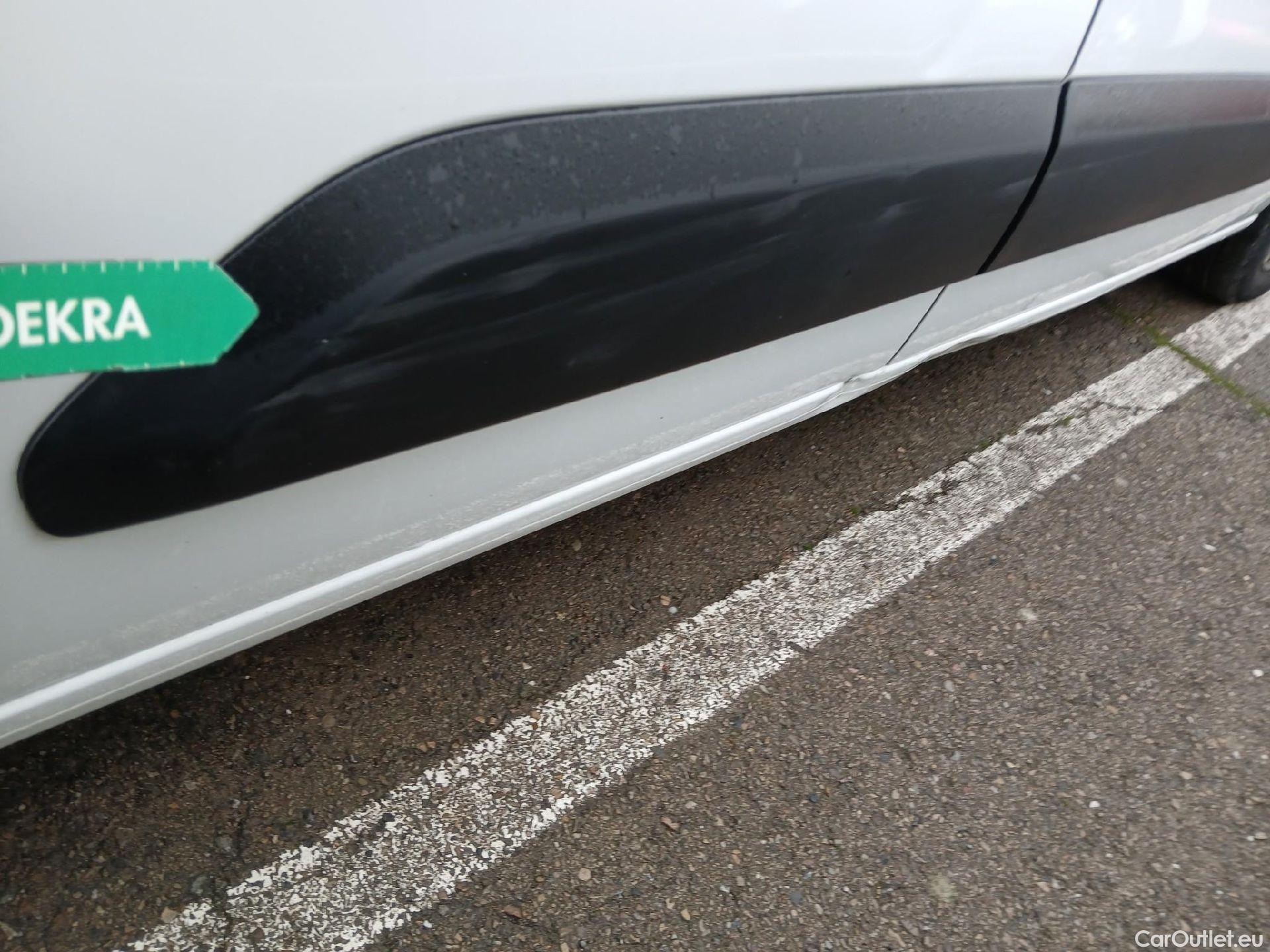  Toyota  Proace TOYOTA  CITY COMBI 1.5D 75kW (100CV) GX L1 #37