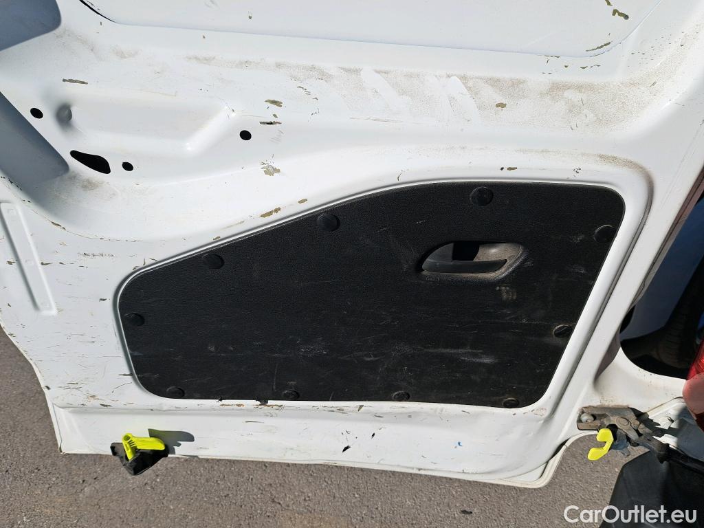  Opel  Combo OPEL  / 2018 / 3P / furgón derivado de turismo 1.5 TD S/S 75kW(100CV) Express L H1 1000 #53