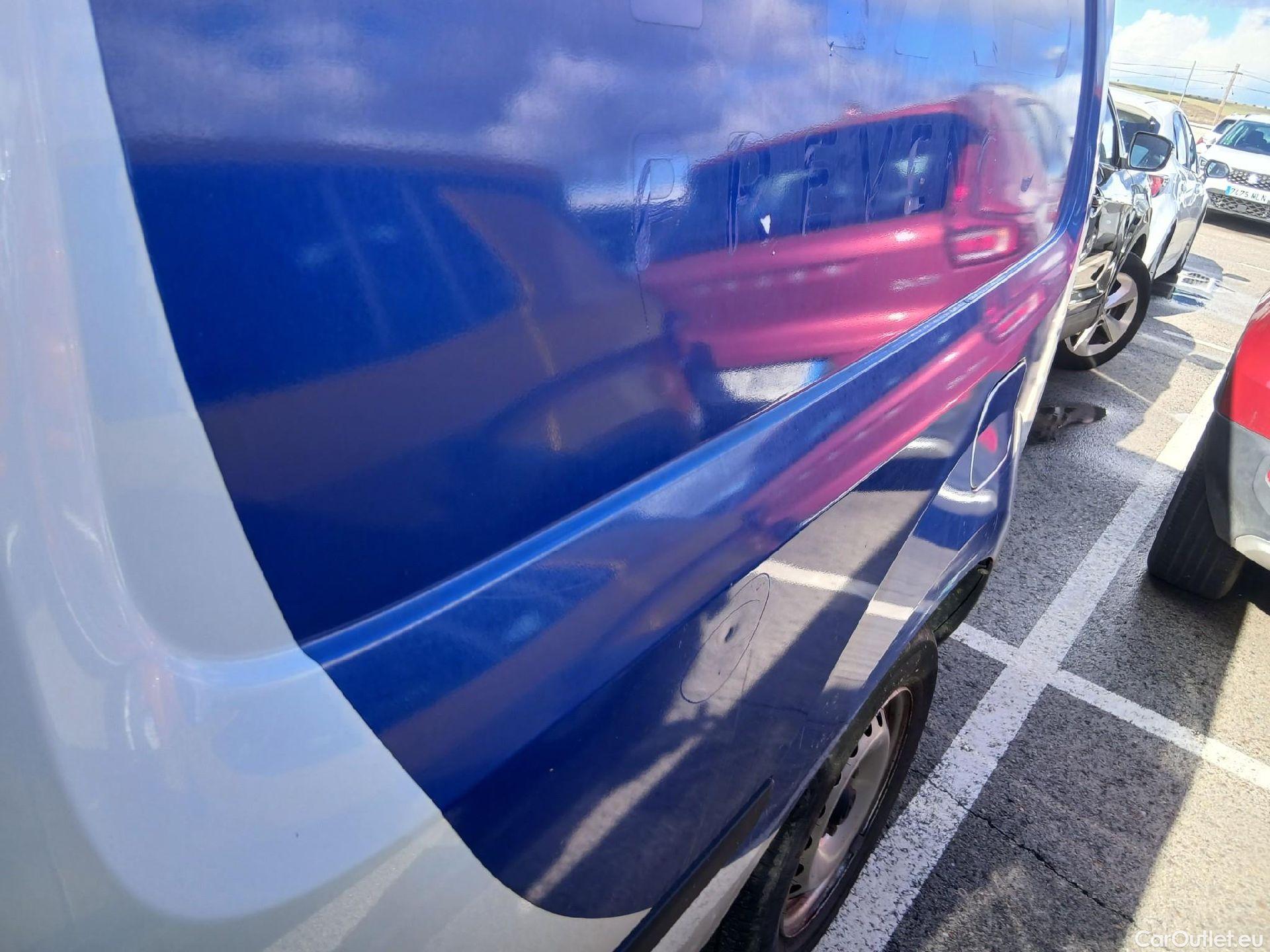  Renault  Kangoo RENAULT  Furgón/2013/3P/furgón derivado de turismo Profesional Blue dCi 70kW (95CV) (CX) #11