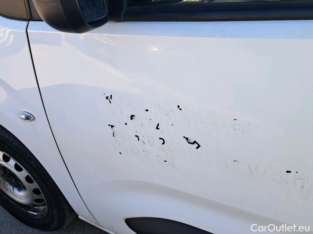  Opel  Combo OPEL  / 2018 / 3P / furgón derivado de turismo 1.5 TD S/S 75kW(100CV) Express L H1 1000 #36