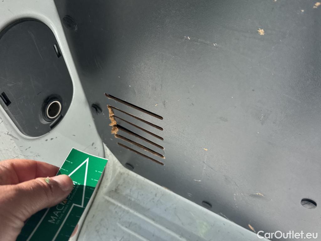  Opel  Vivaro OPEL  / 2019 / 4P / furgón 2.0 Diésel 88kW (120CV) L Inc. Select #34