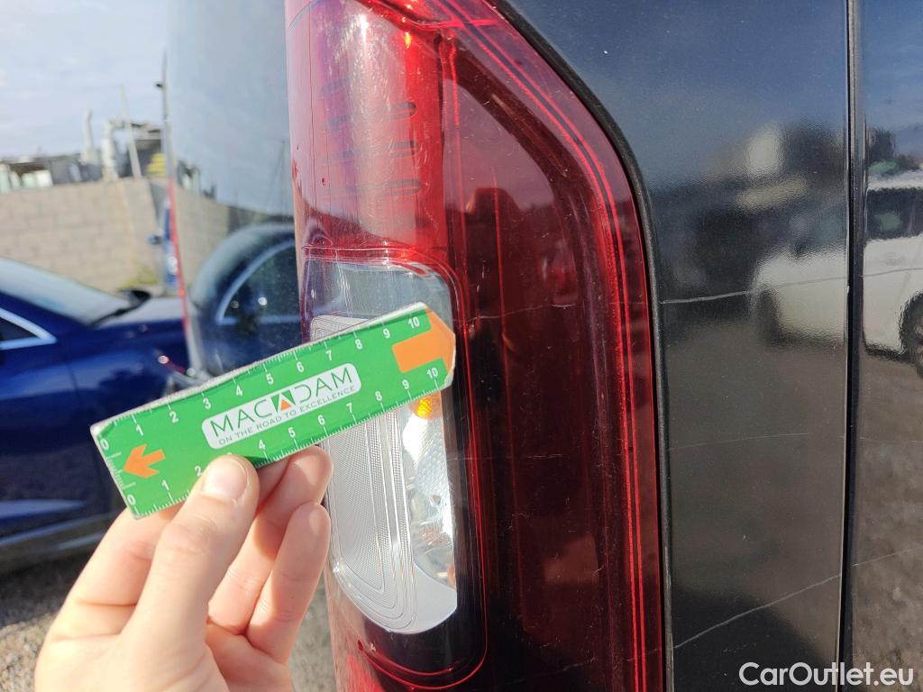  Renault  Trafic RENAULT  / 2021 / 5P / monovolumen Combi Passenger Largo Ener Blue dCi 81kW #57