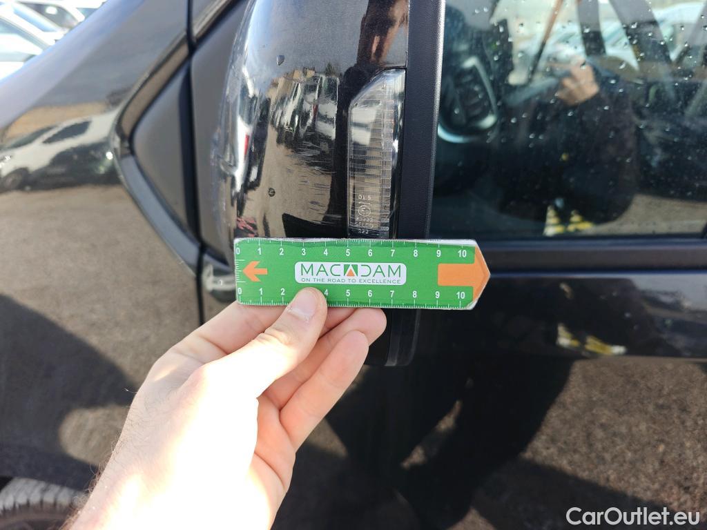  Renault  Trafic RENAULT  / 2021 / 5P / monovolumen Combi Passenger Largo Ener Blue dCi 81kW #63